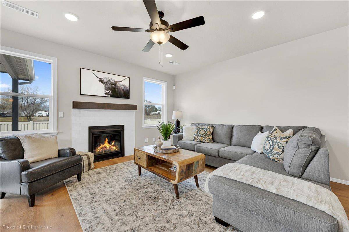 2312 Annie Pl, Cheney, WA 99004
