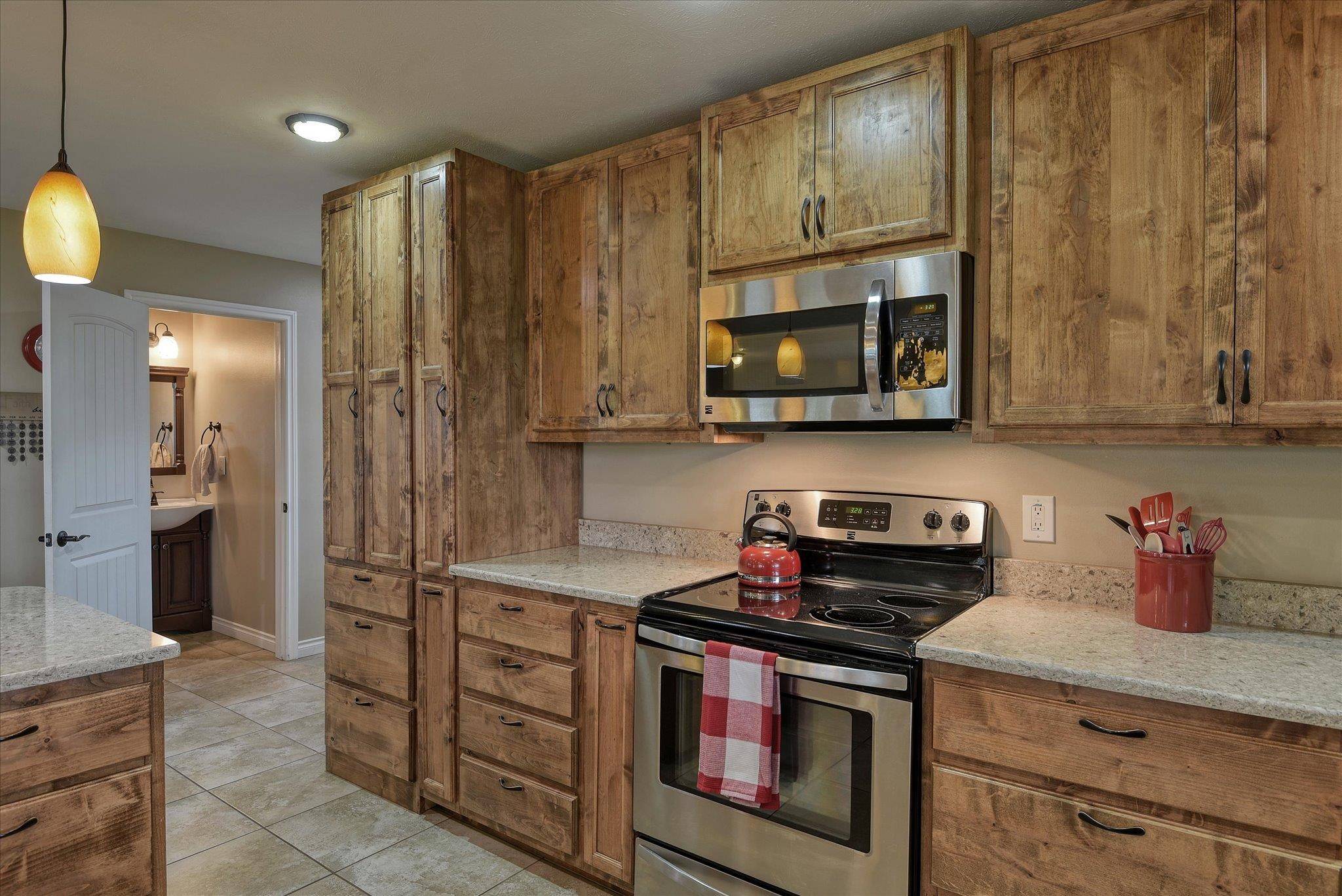 419 US 395 S Rd, Colville, WA 99114