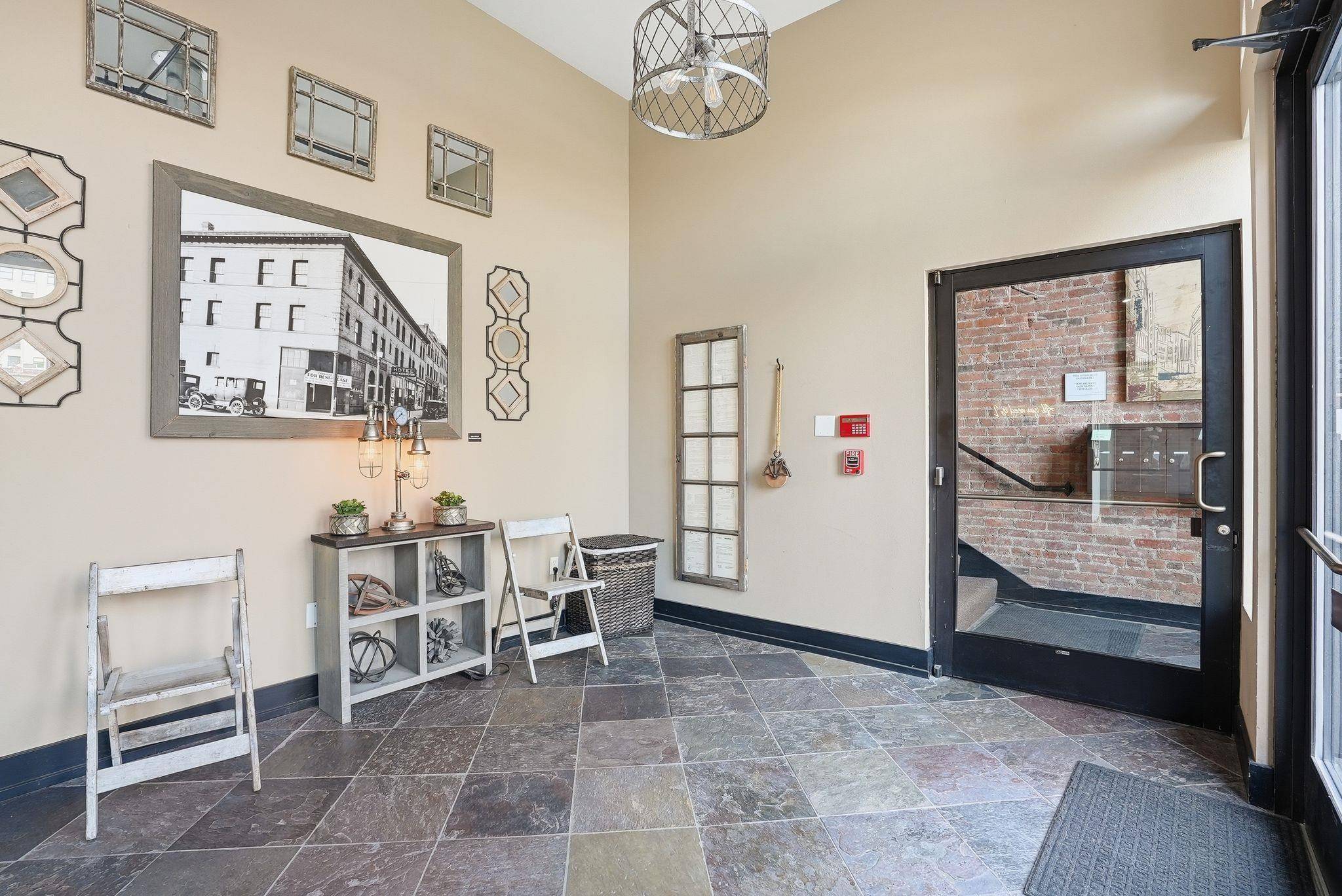 401 W 1st Ave #6, Spokane, WA 99201