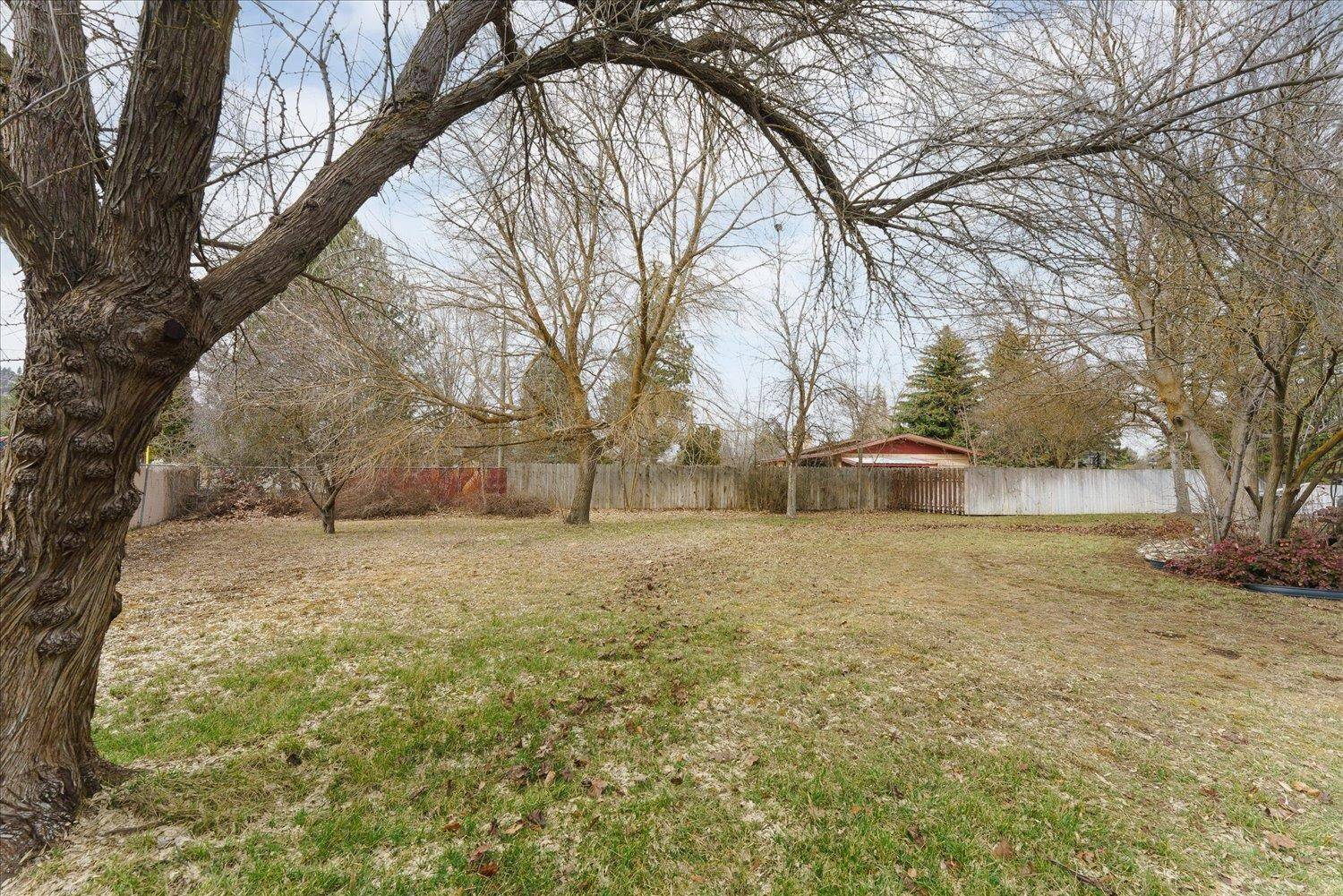 10626 E 27th Ave, Spokane Valley, WA 99206