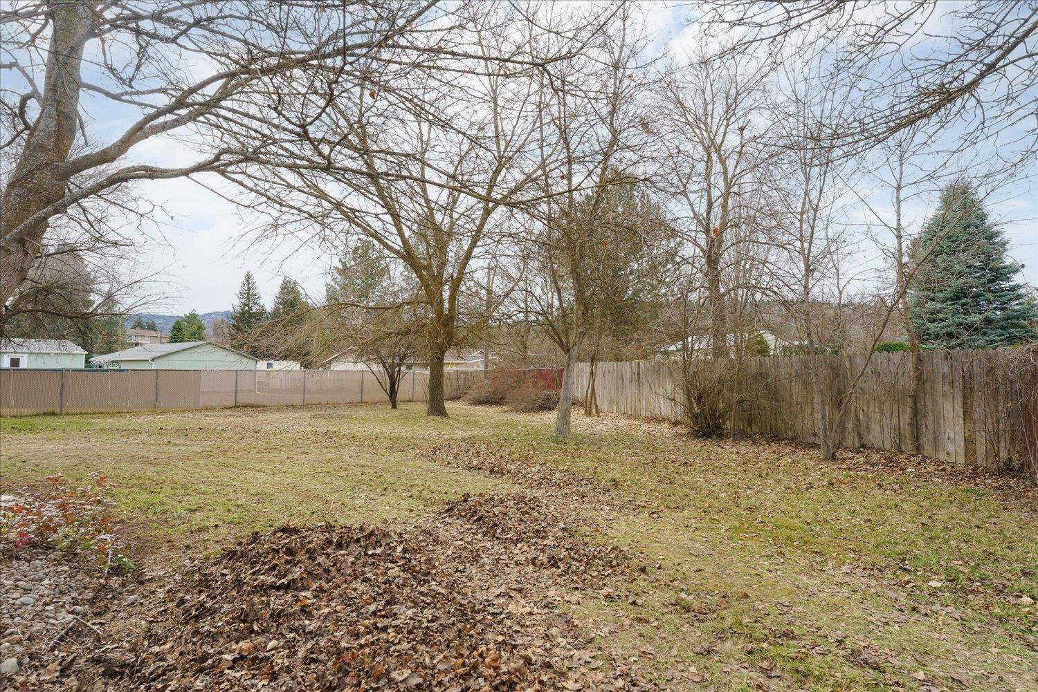 10626 E 27th Ave, Spokane Valley, WA 99206