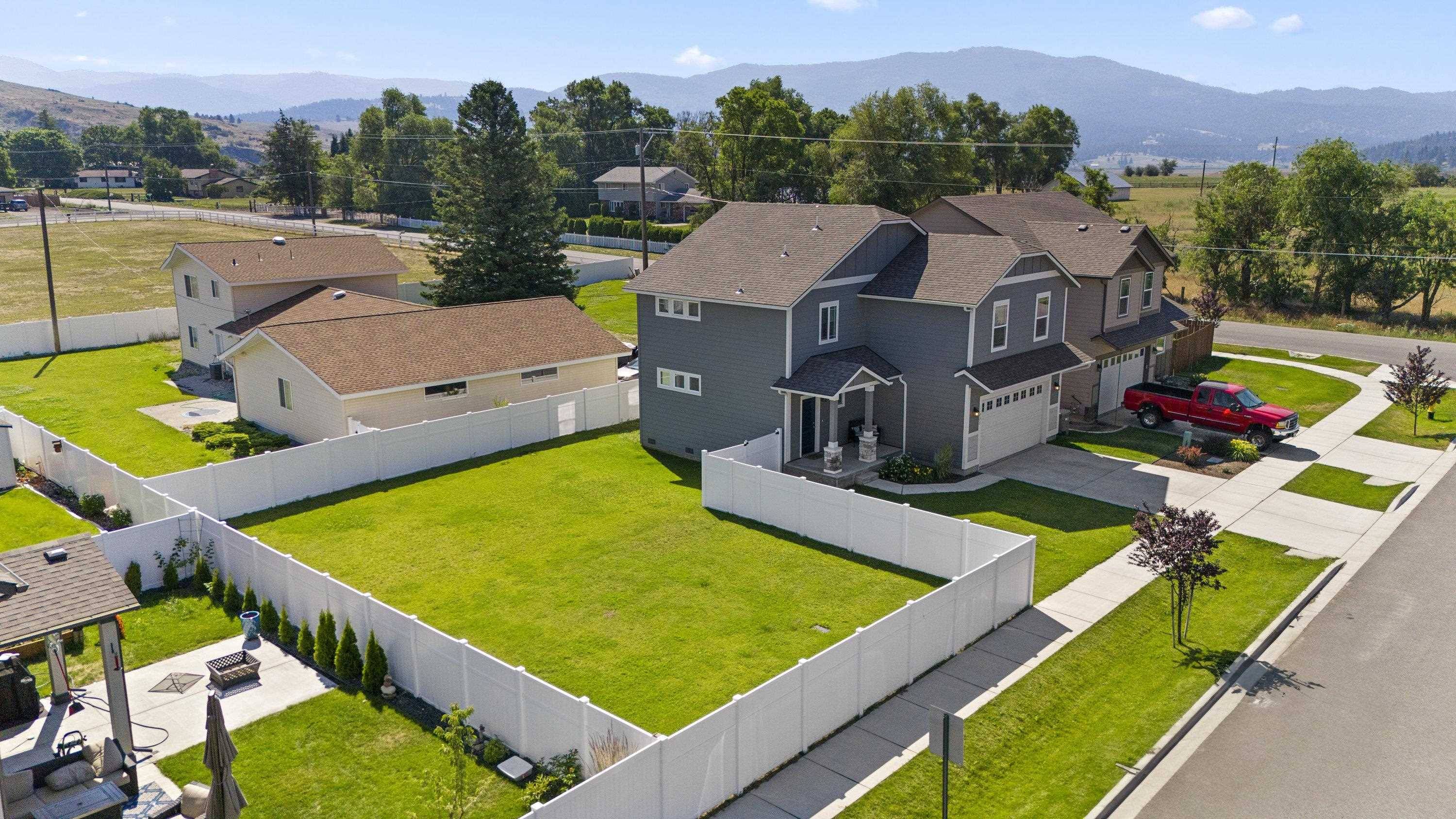 723 S Grady Rd, Spokane Valley, WA 99016