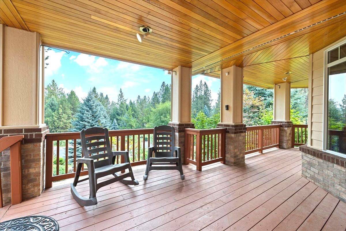 12910 S Fairway Ridge Ln, Spokane, WA 99224