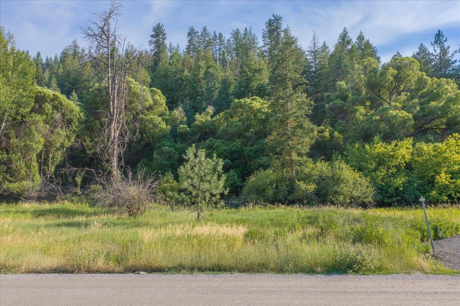 2126 E Leona Dr, Spokane, WA 99208