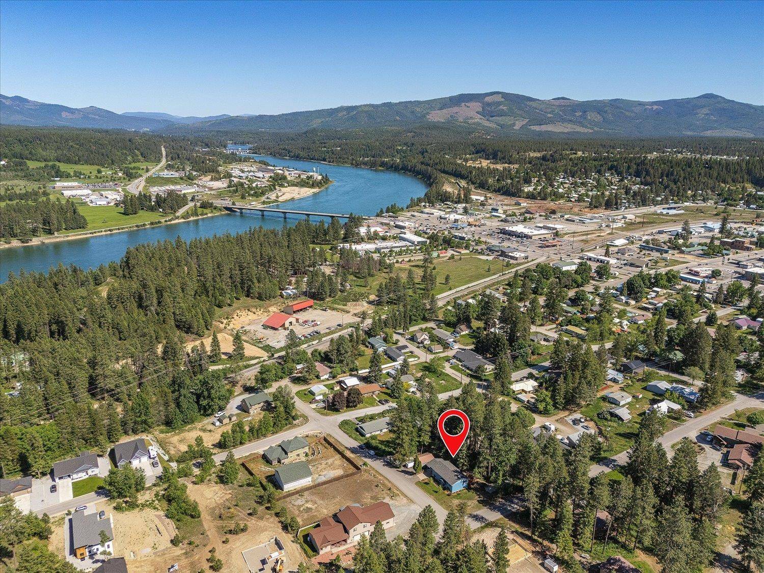 535 W Ash St, Newport, WA 99156