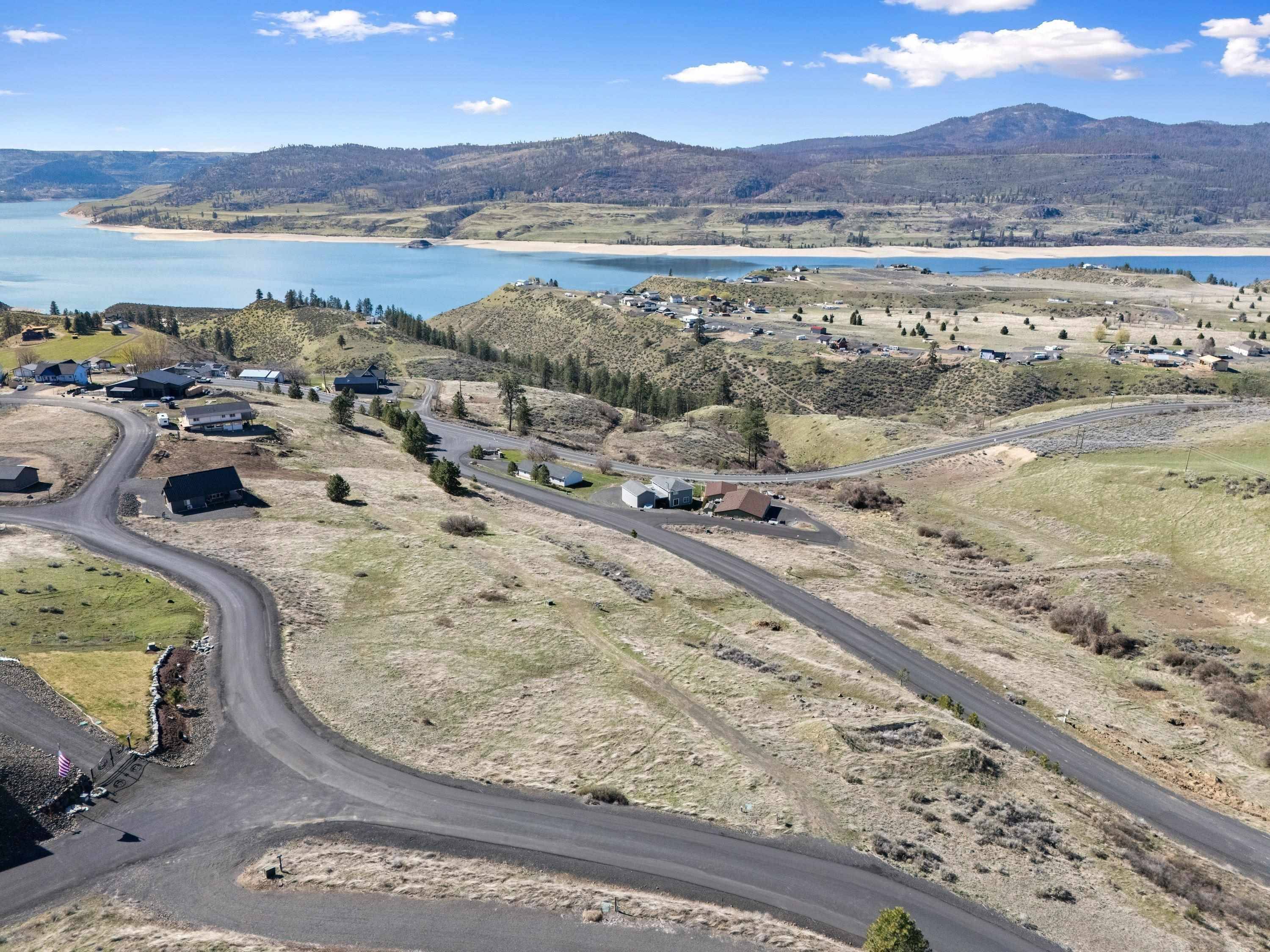 41025-41035 Scenic Dr. N, Seven Bays, WA 99122