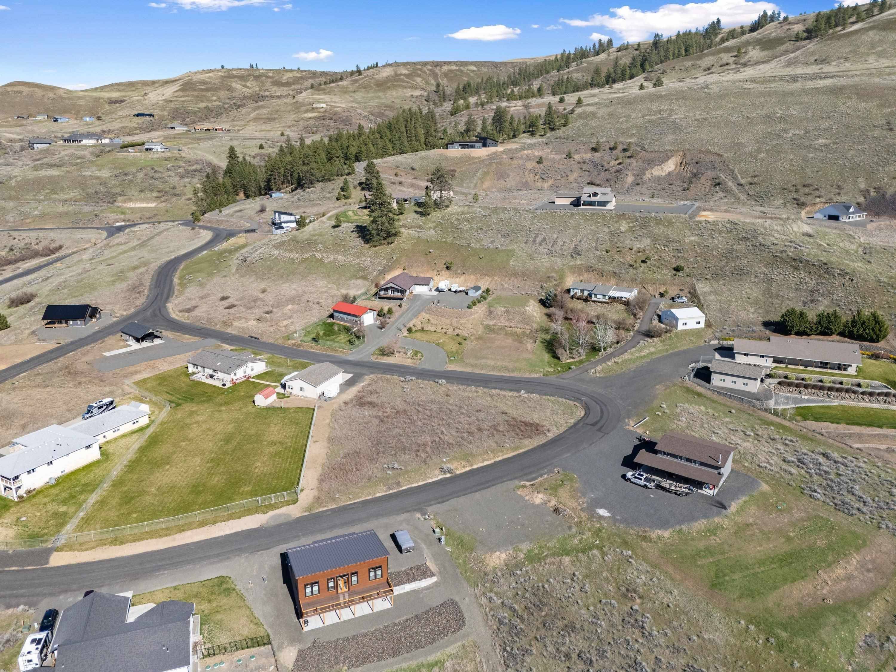 40861 Hillside Dr N, Davenport, WA 99122