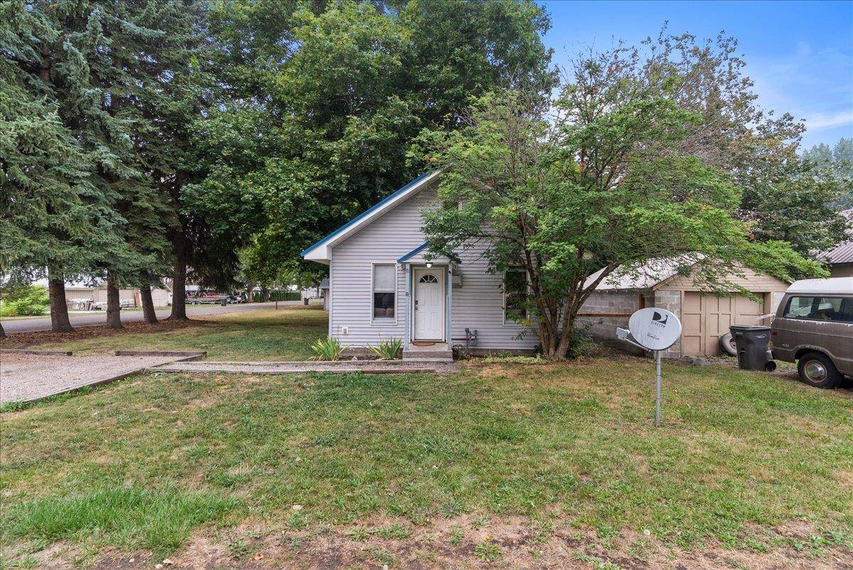 208 S VICTORIA St, Chewelah, WA 99109