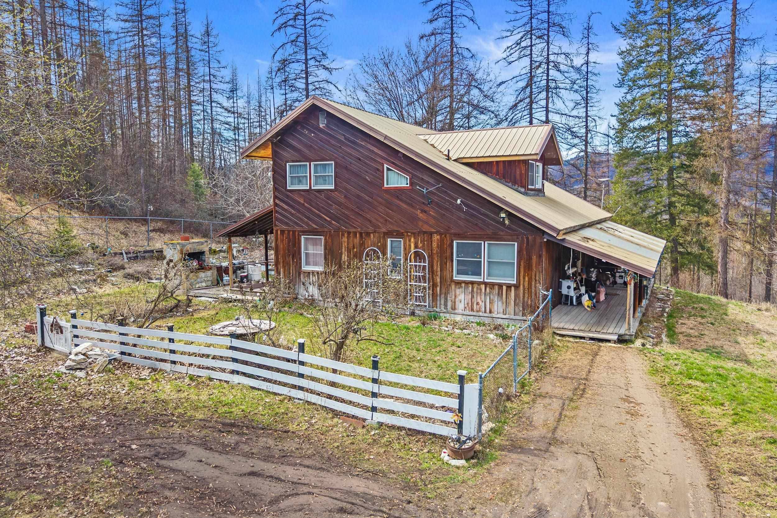 3442 Moore Rd, Kettle Falls, WA 99141