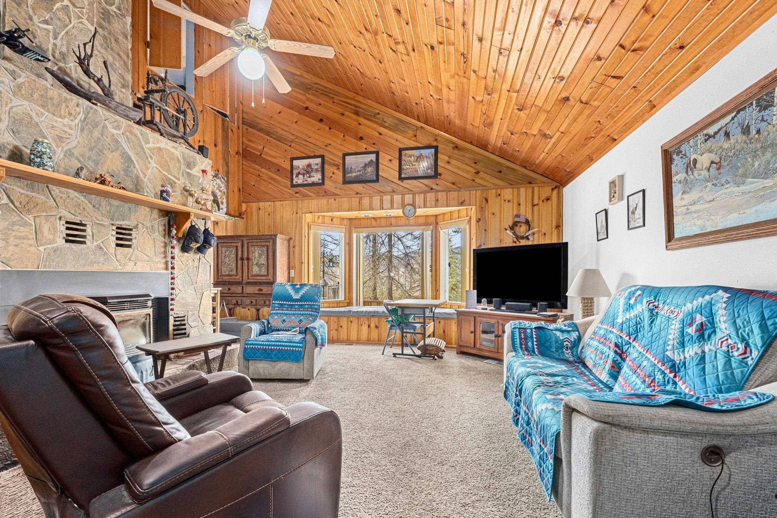 3442 Moore Rd, Kettle Falls, WA 99141