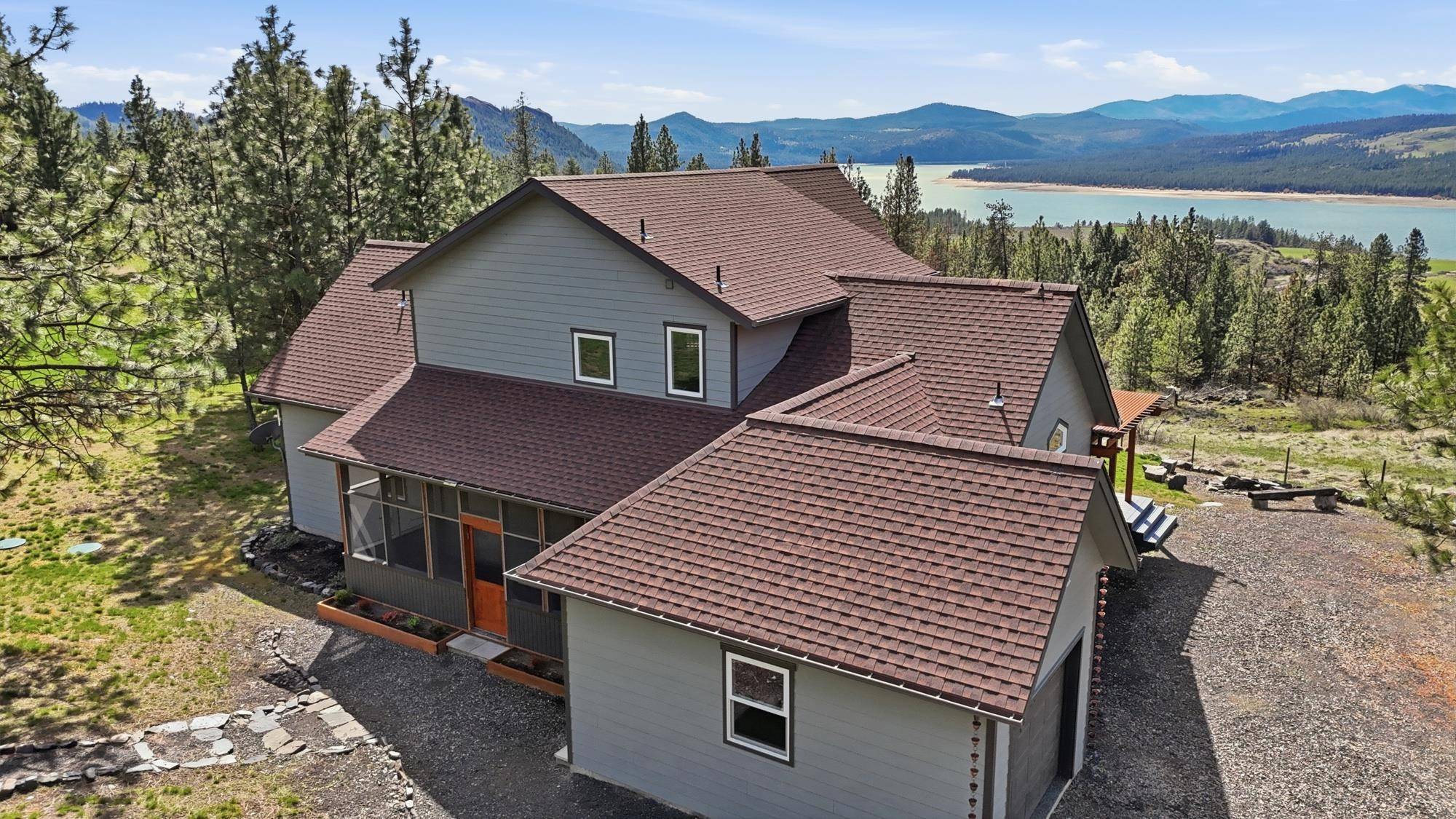 5182 Hunters Ridge WAY, Hunters, WA 99137