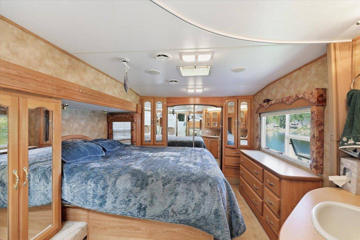 412 Cedar Dr, Newport, WA 99156