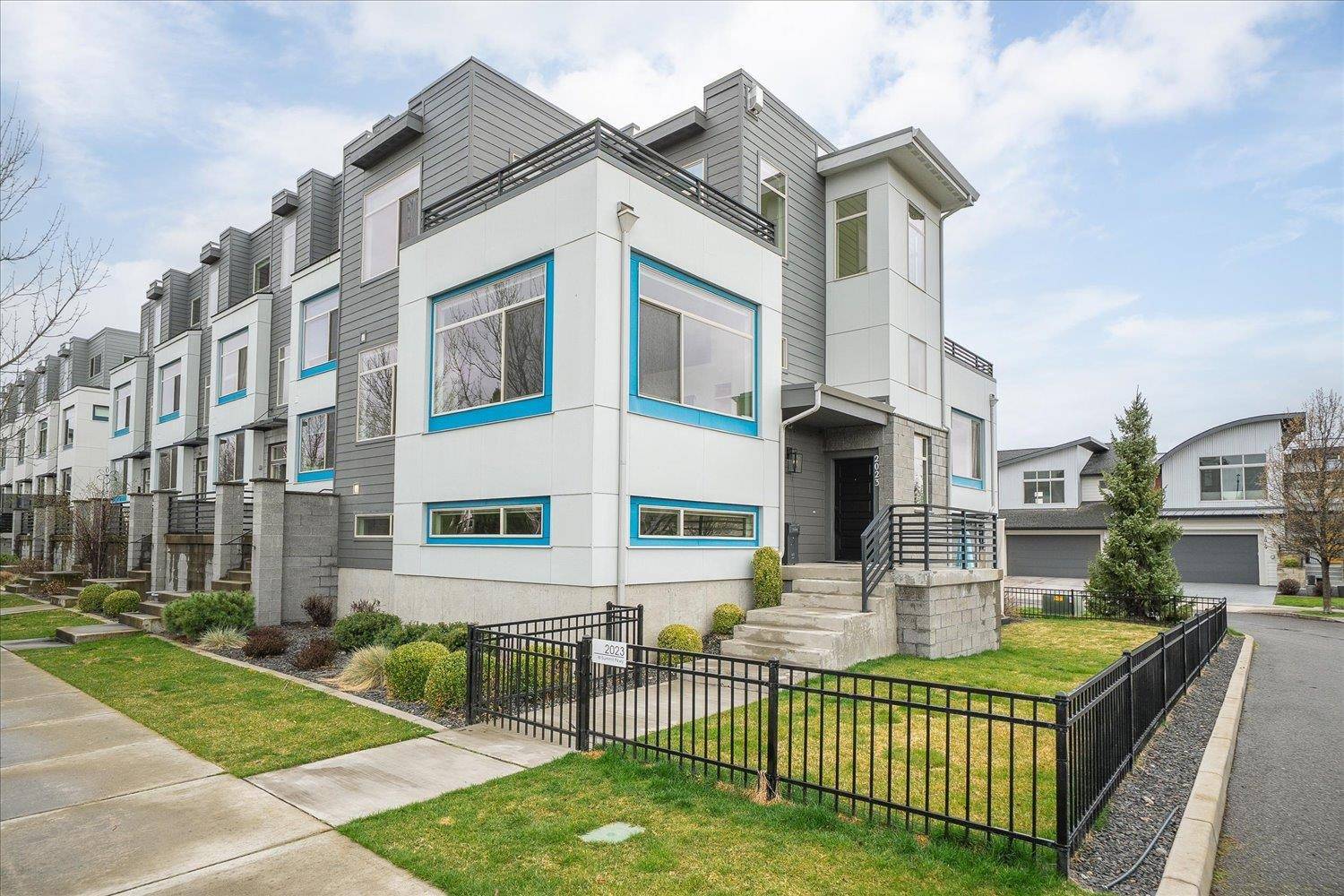 2023 W Summit Pkwy Ave, Spokane, WA 99201