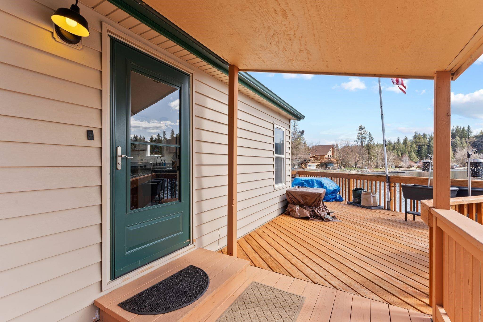 18617 W Williams Lake Rd #10, Cheney, WA 99004