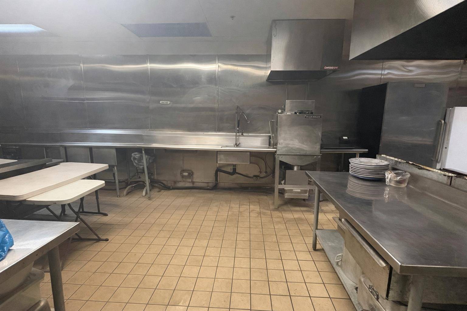 1227 N Division St, Spokane, WA 99202