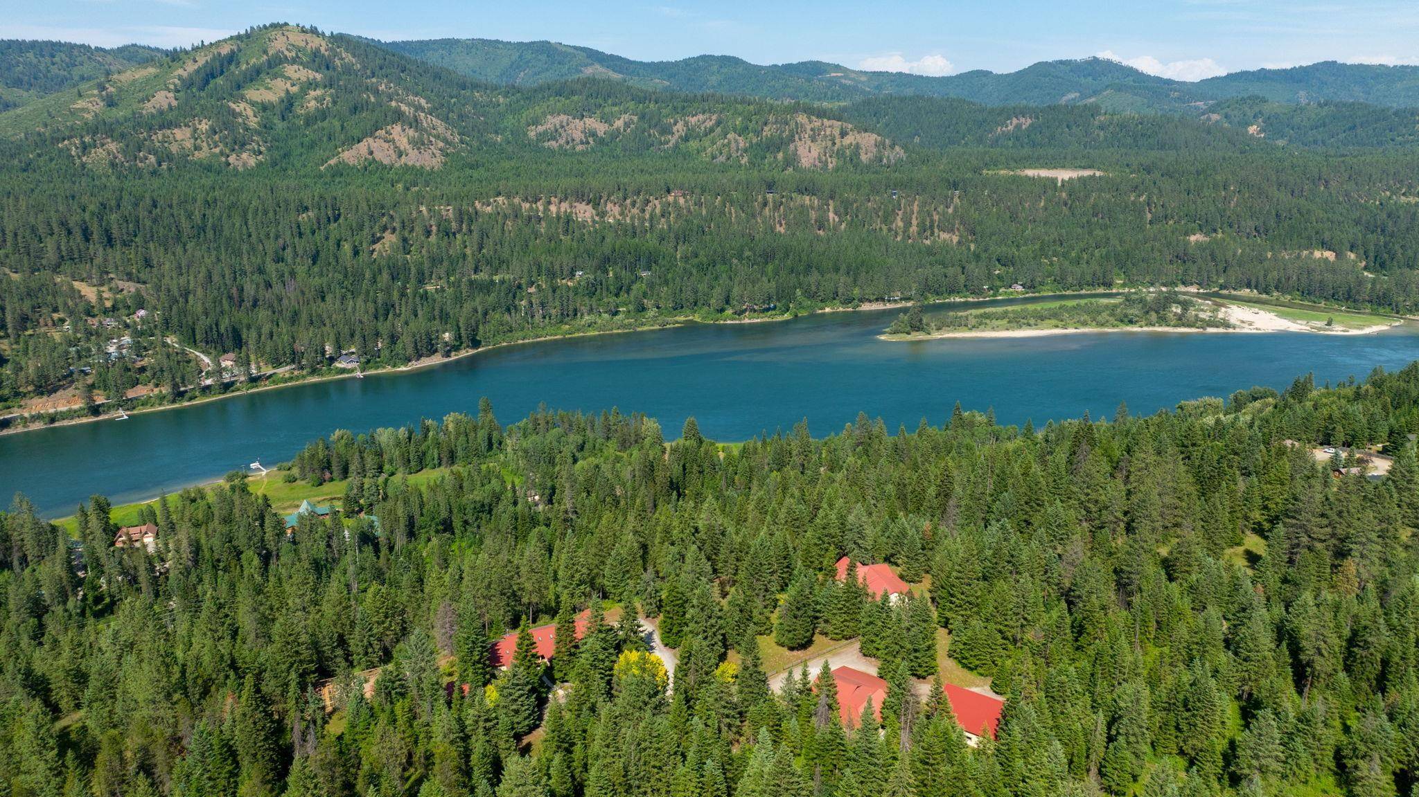433873 Highway 20, Newport, WA 99156