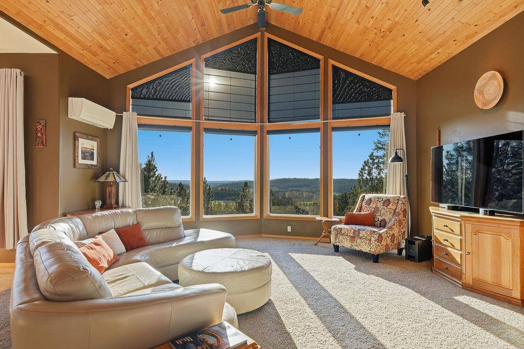 14904 N Forker Rd, Spokane, WA 99217