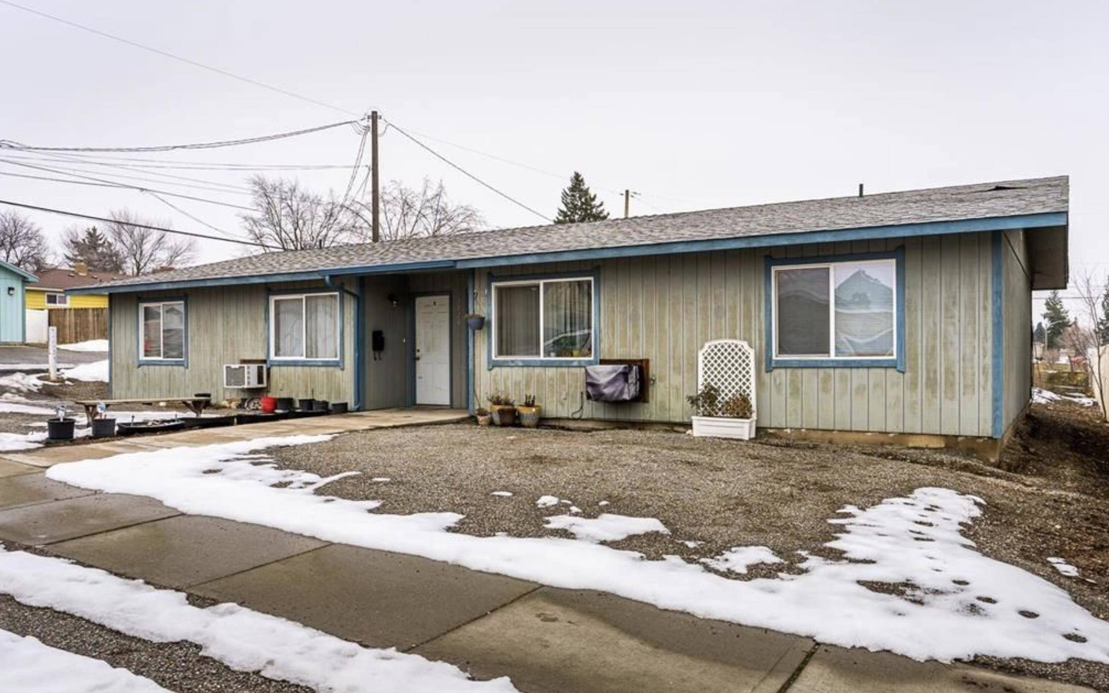3024 N Hogan St, Spokane, WA 99207