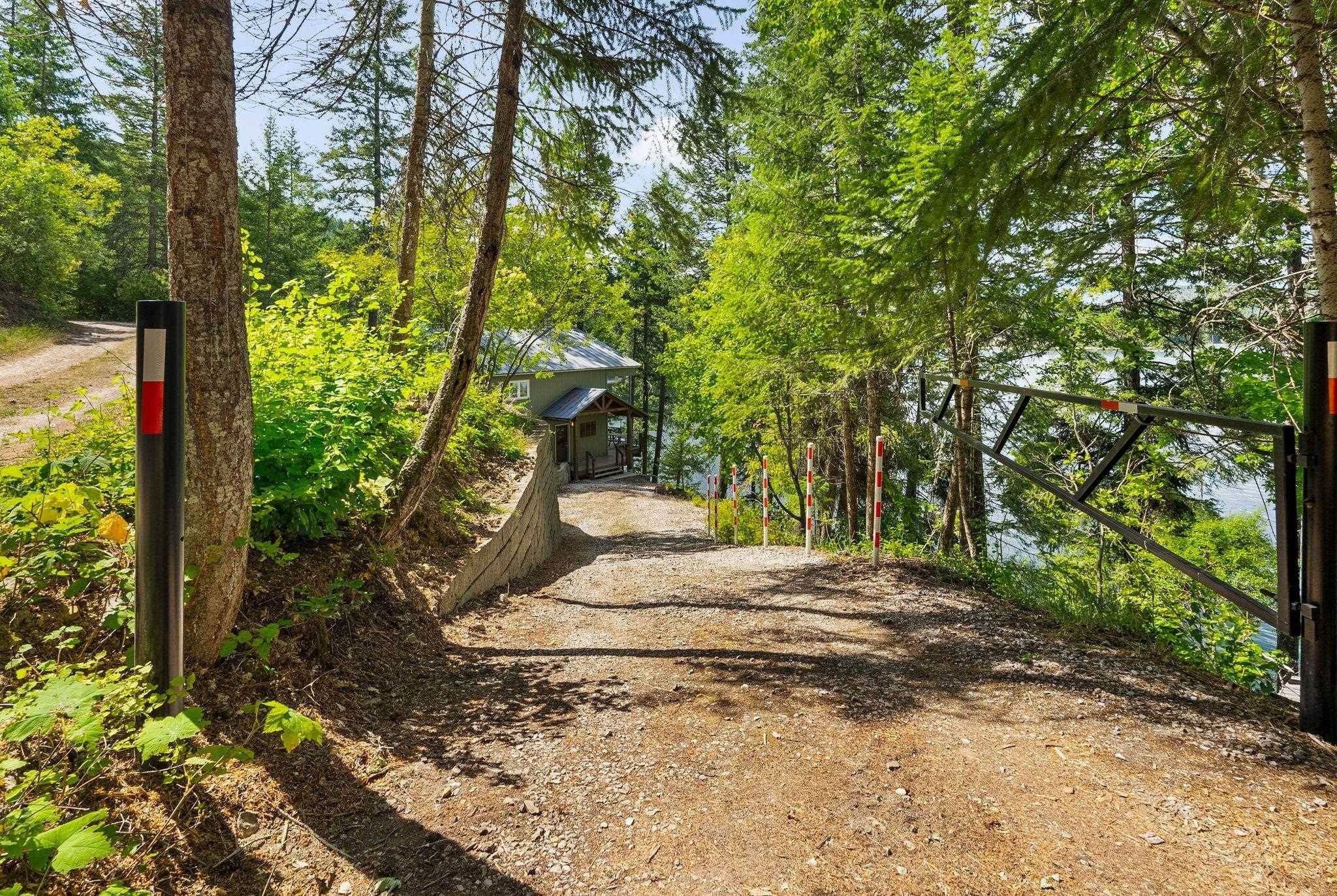 3979 Bayside WAY, Loon Lake, WA 99148
