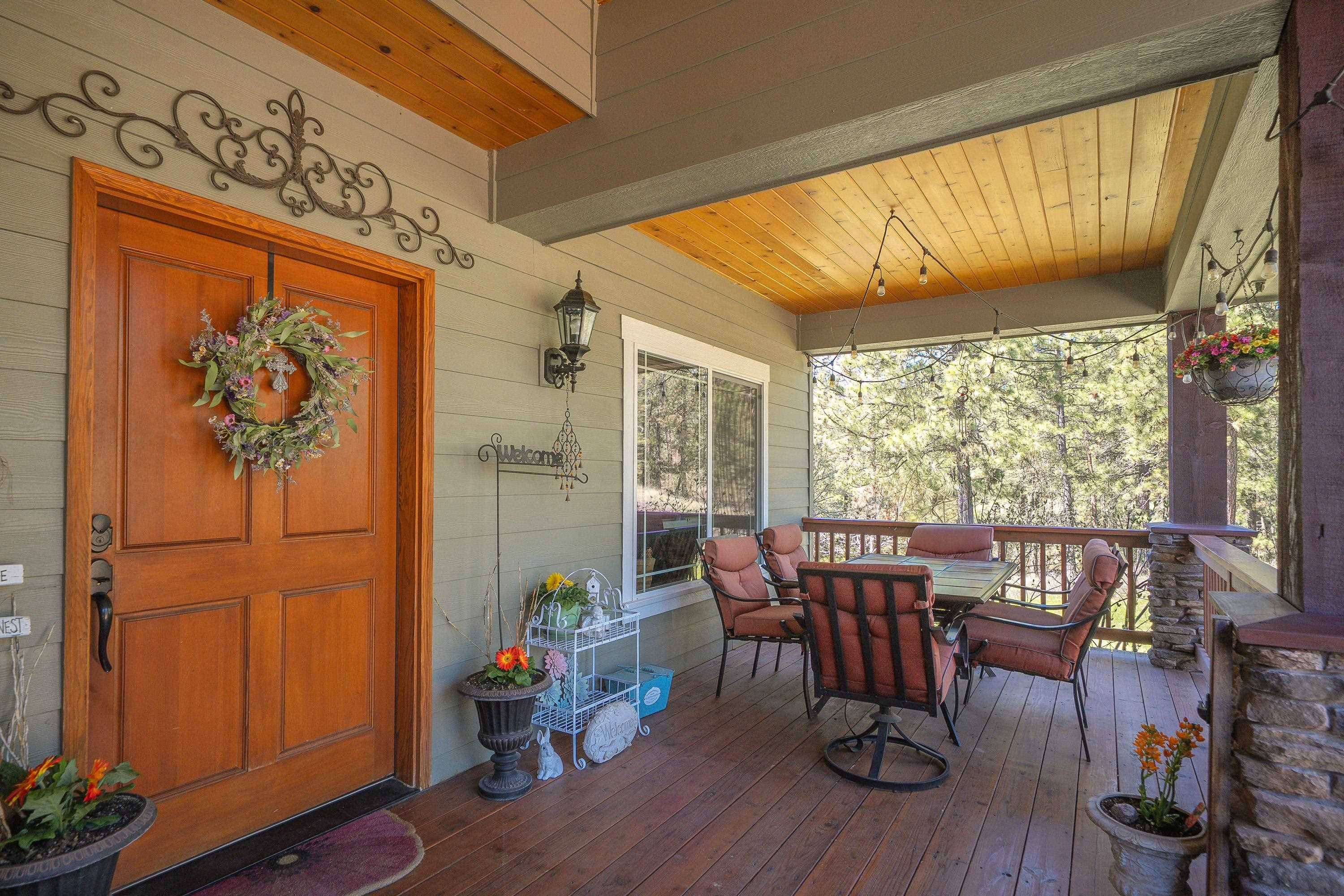 4212 W Country Hills Ln, Spokane, WA 99208-8335