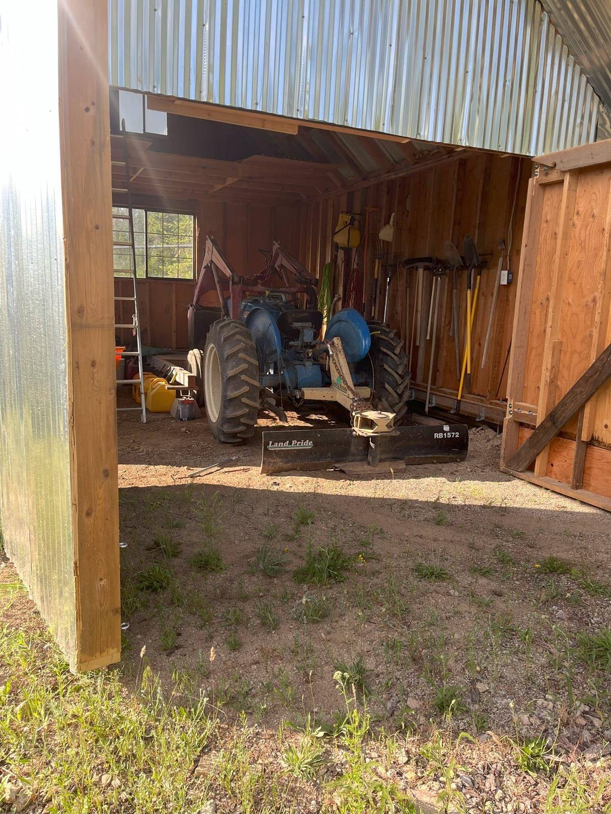 1080 G Middle Basin Rd, Colville, WA 99114