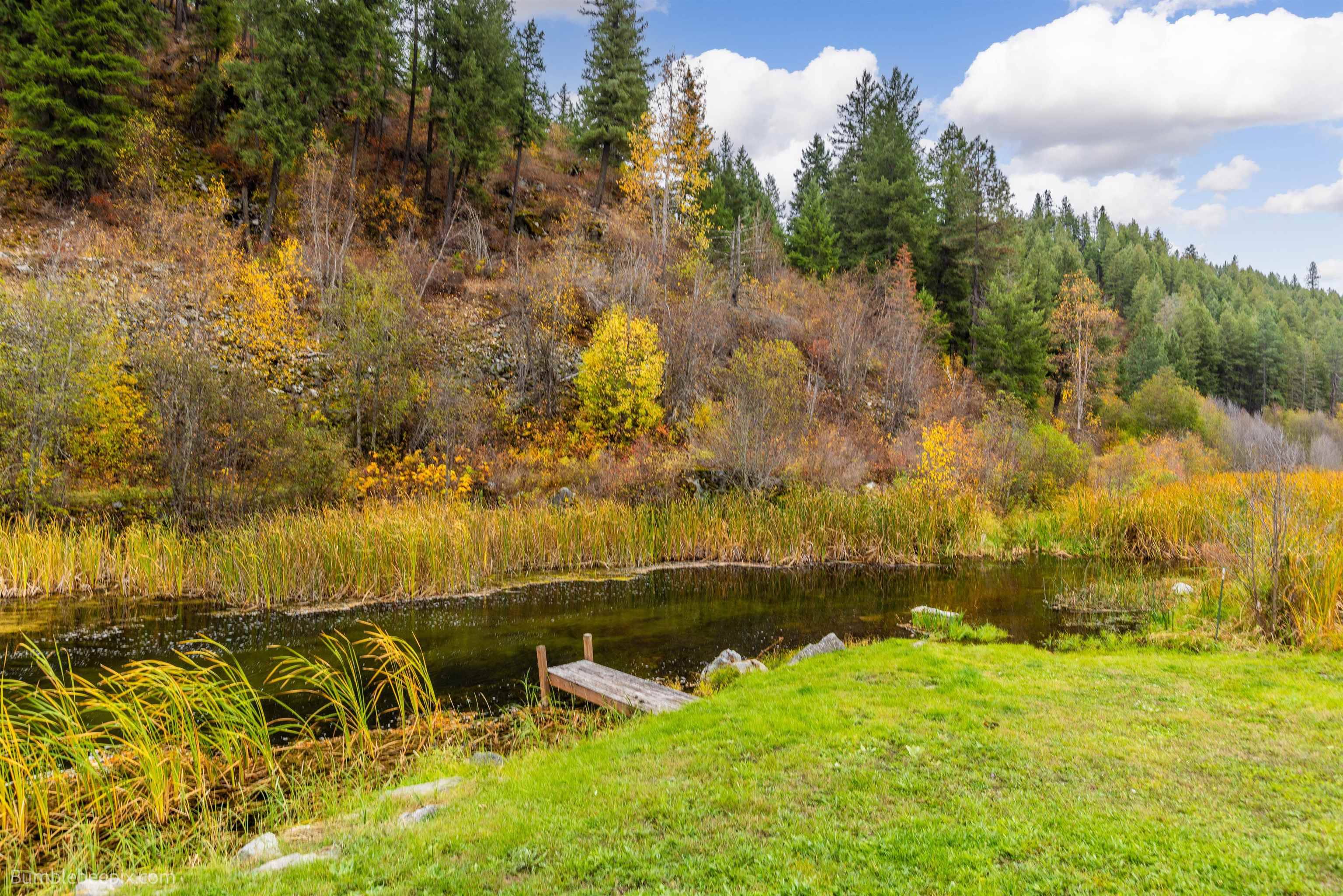 8 Camden Rd, Elk, WA 99009