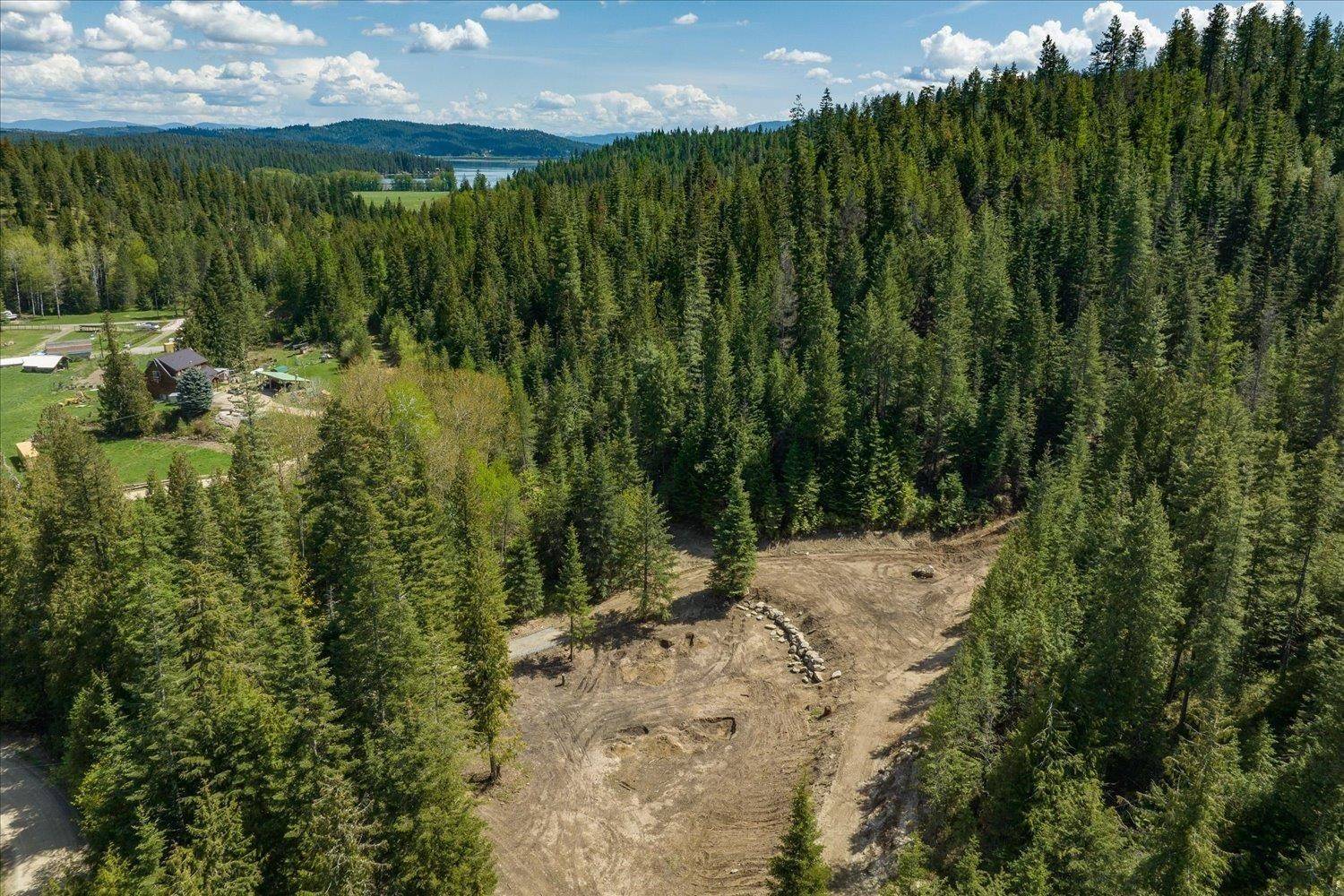 20104 E Mountain View Rd, Newman Lake, WA 99025