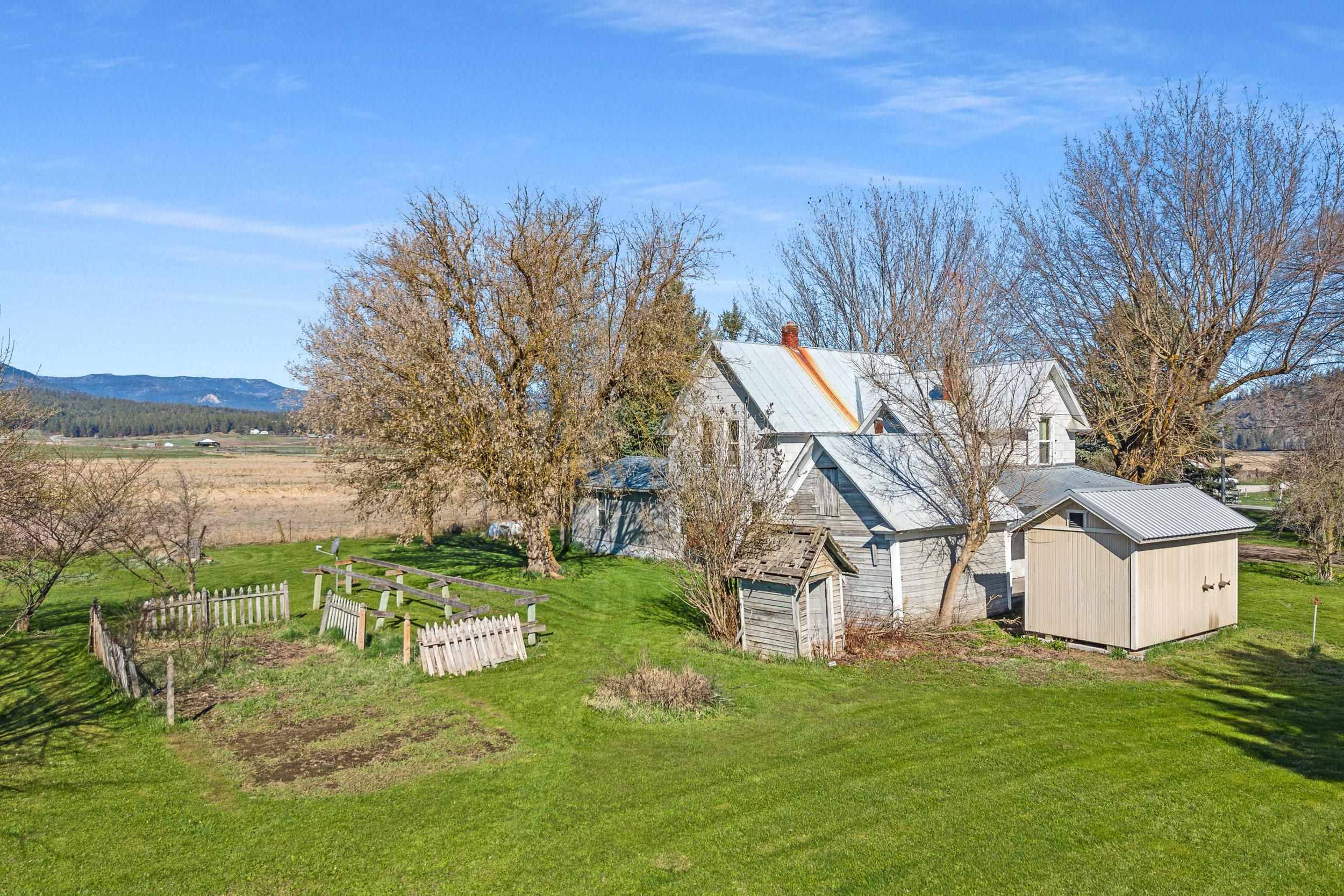 3095 Waitts Lake Rd, Valley, WA 99181