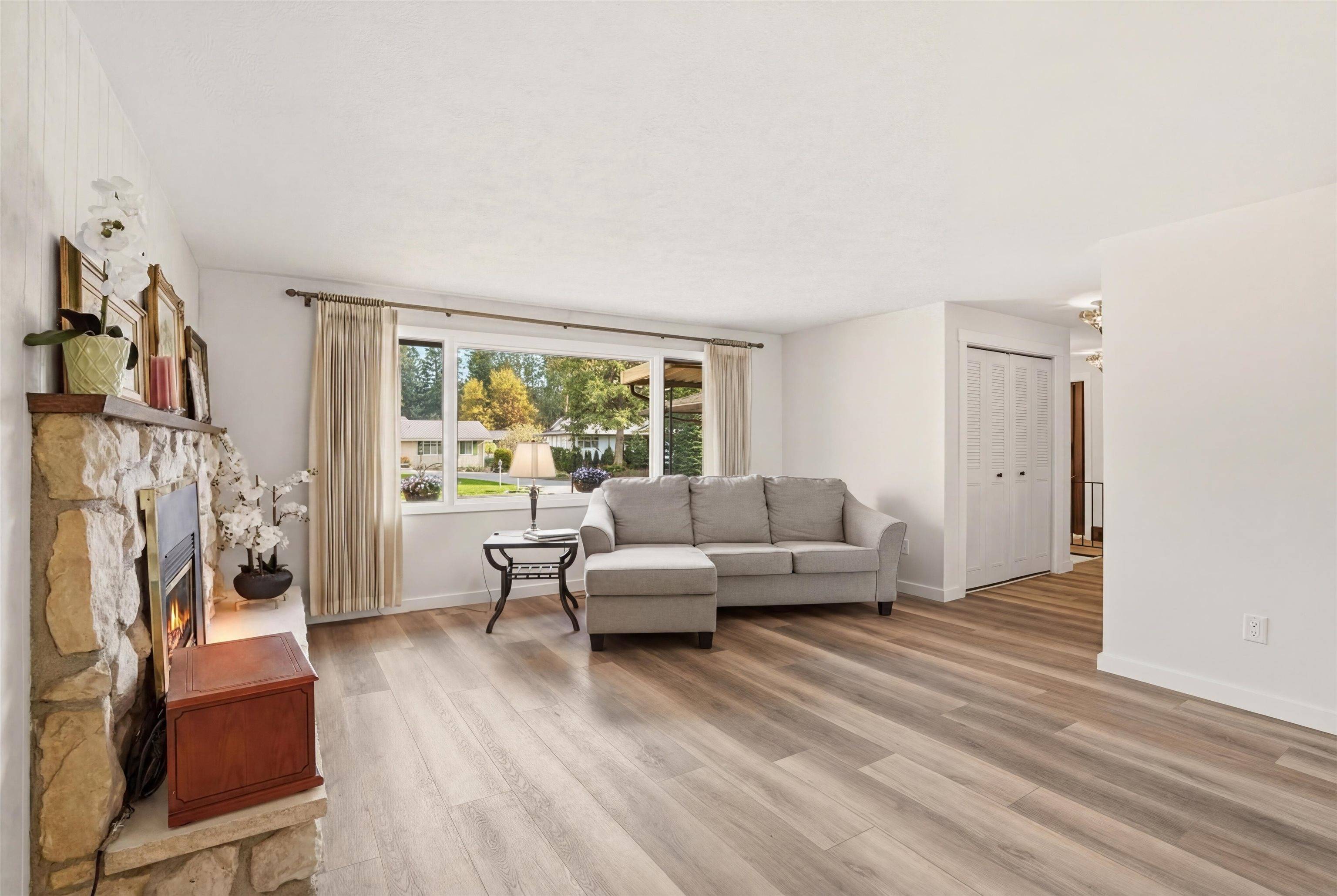 11116 E 24th Ave, Spokane Valley, WA 99206-5682