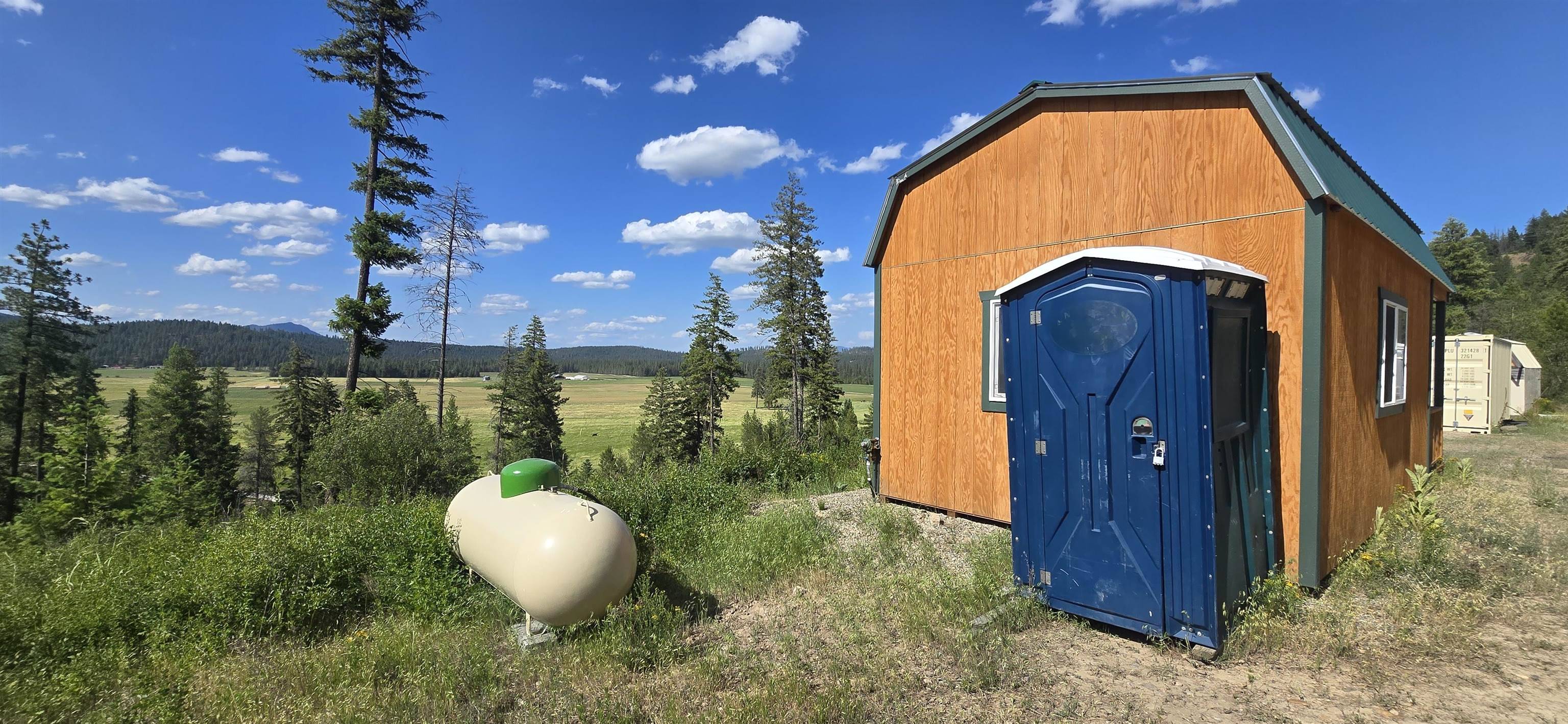 4962 Lyons Hill Rd, Springdale, WA 99173