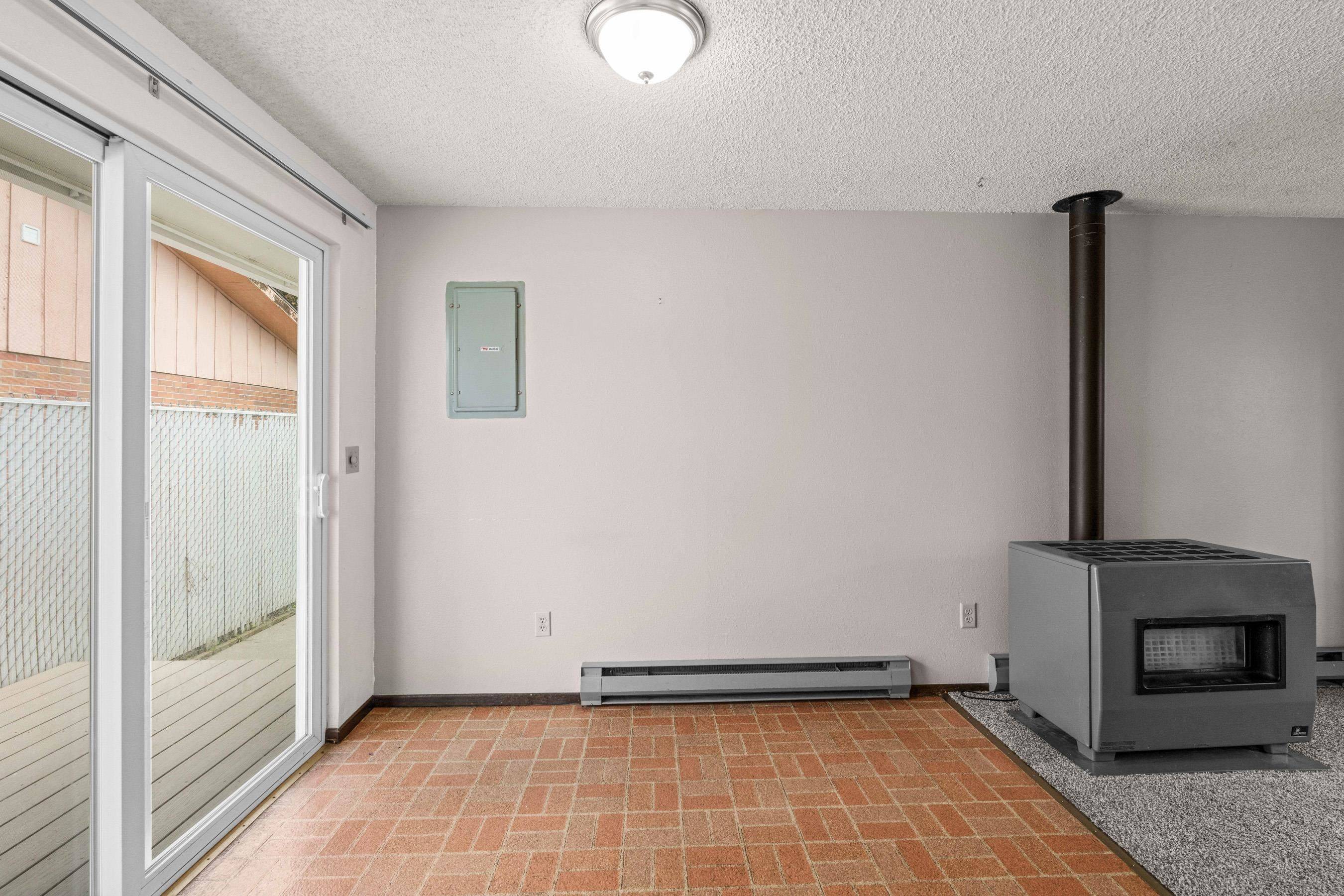 3142 E 31st Ave, Spokane, WA 99223