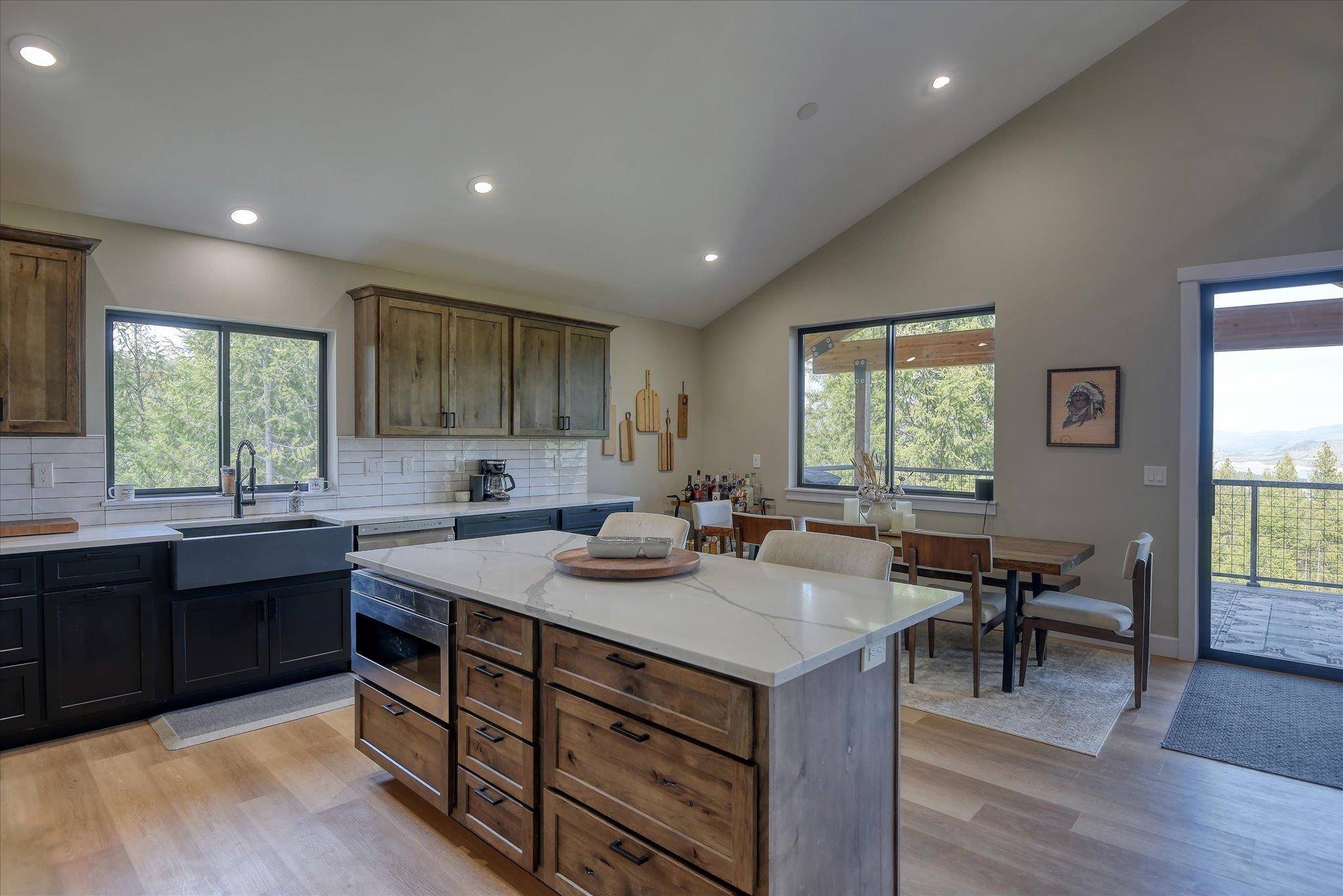 6194 Horizon View WAY, Fruitland, WA 99129
