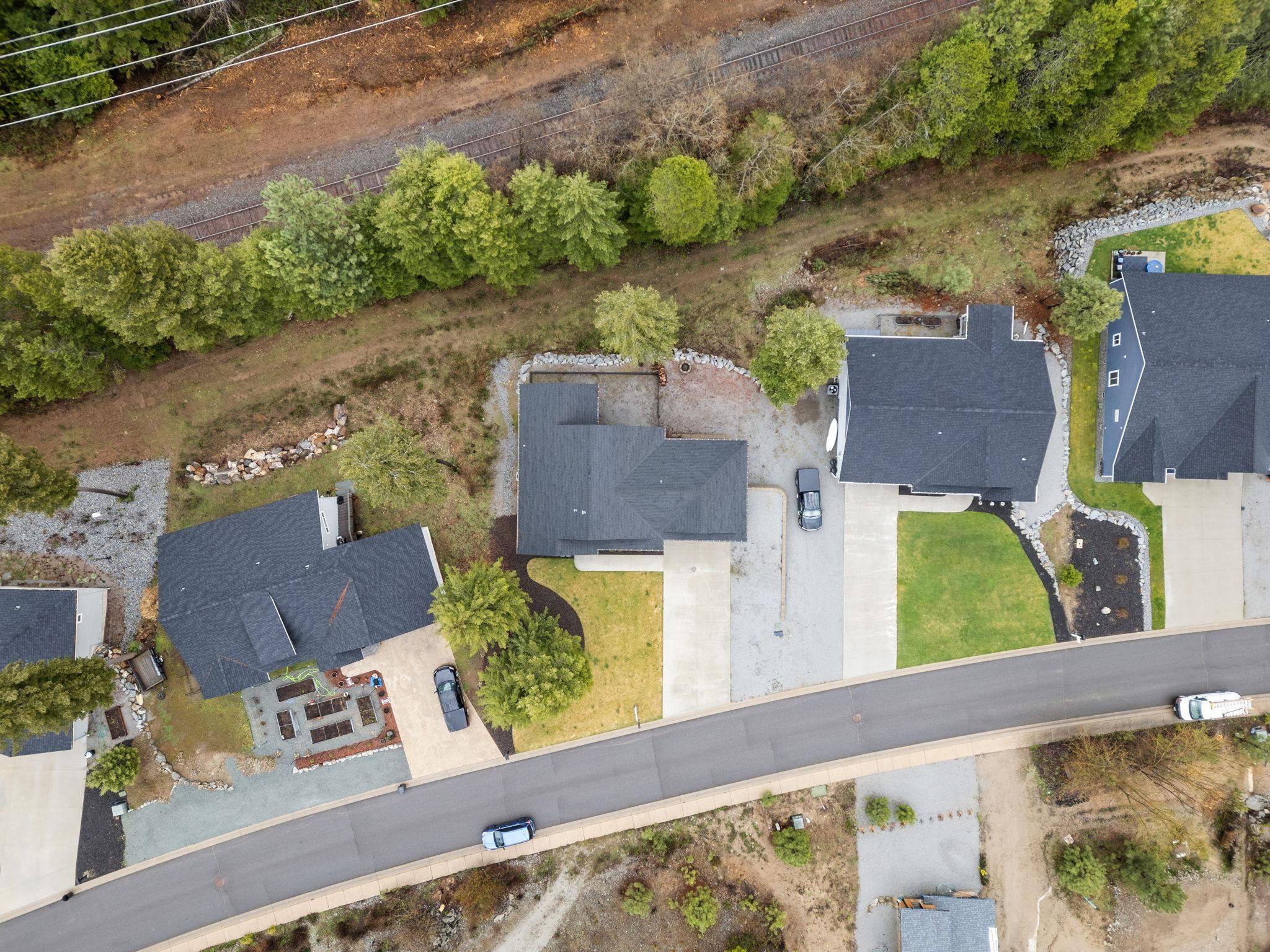 826 Thomas Ln, Newport, WA 99156