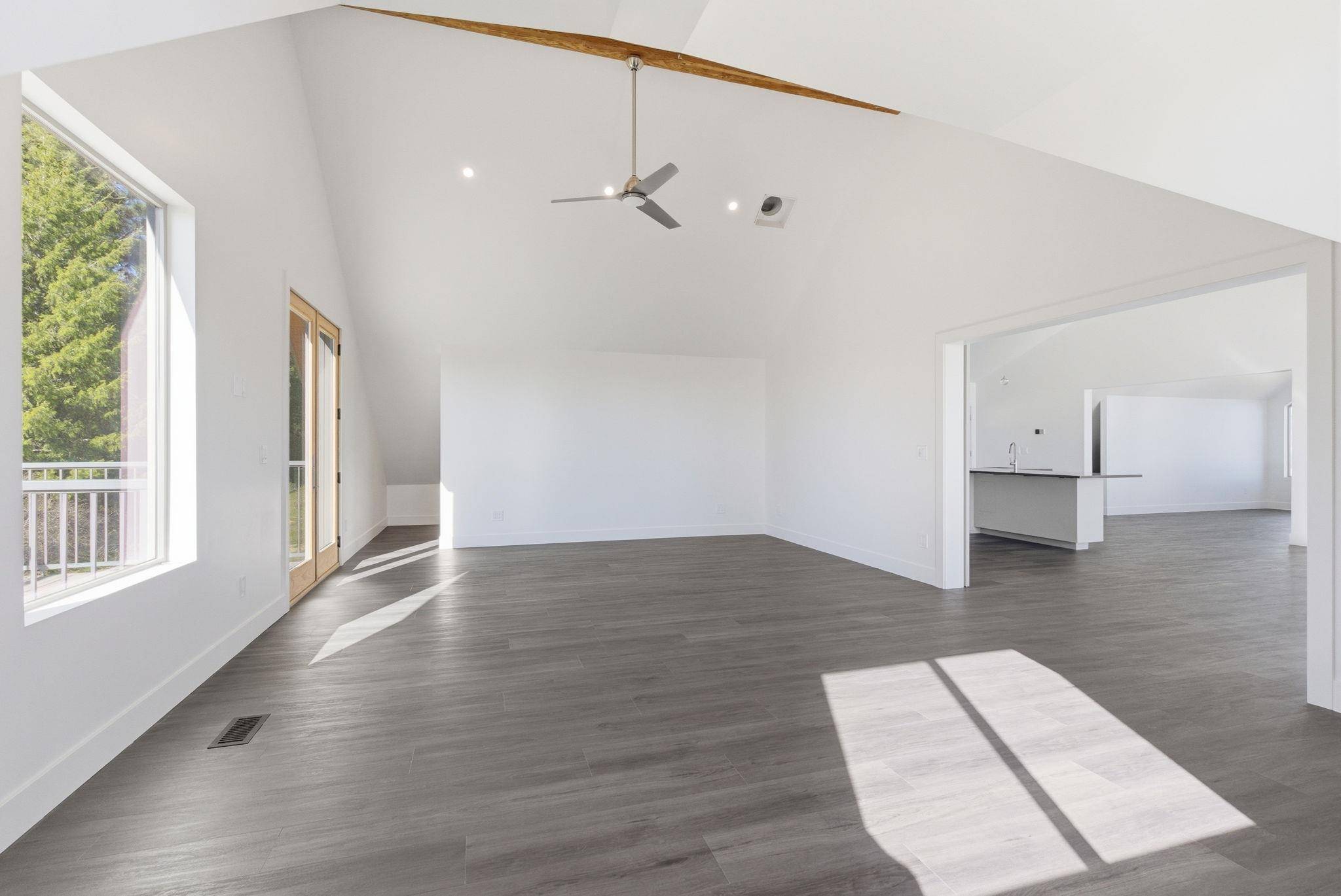 777 Chain Lakes Dr, Elk, WA 99009