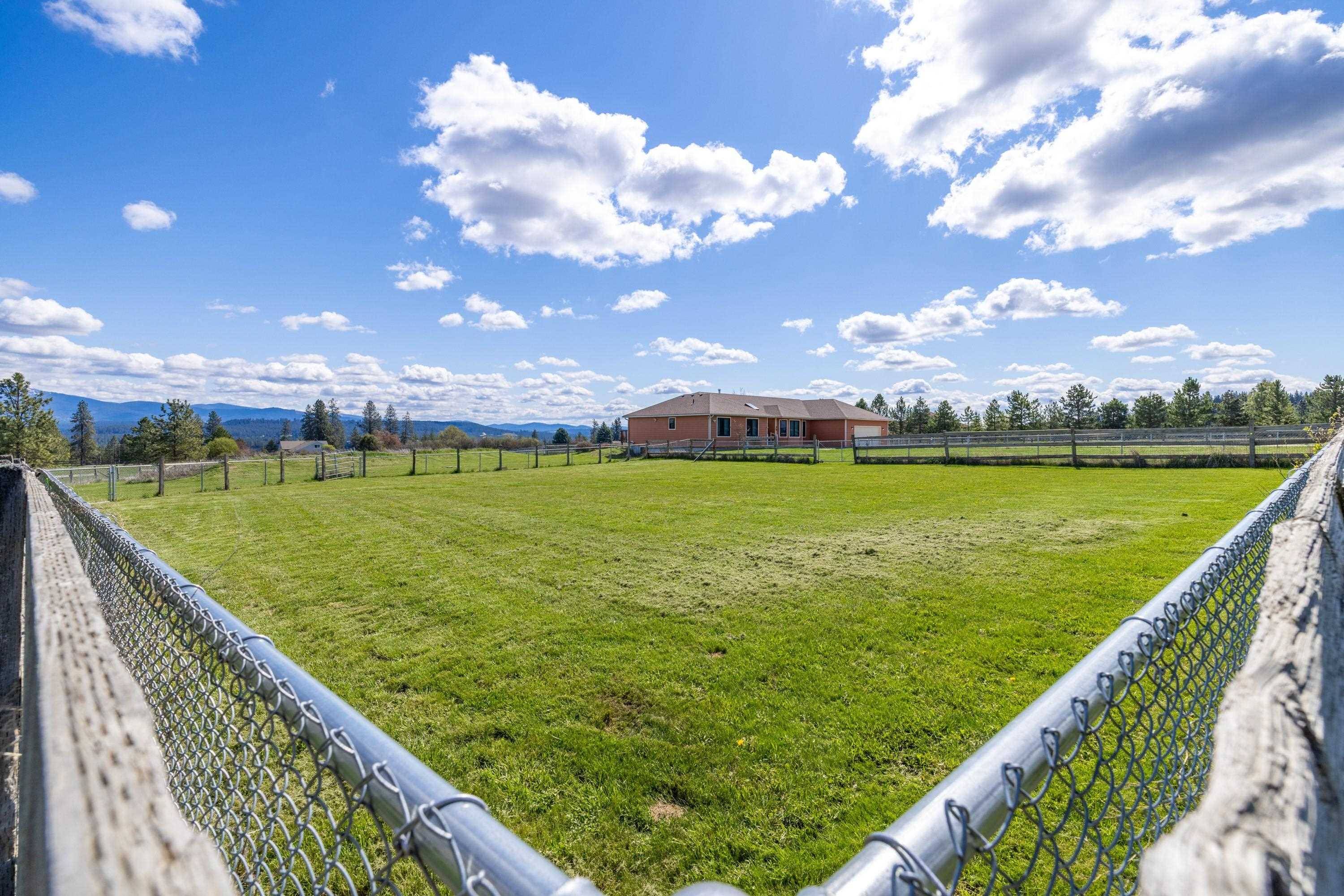25110 N Aspen Grove Ln, Colbert, WA 99005