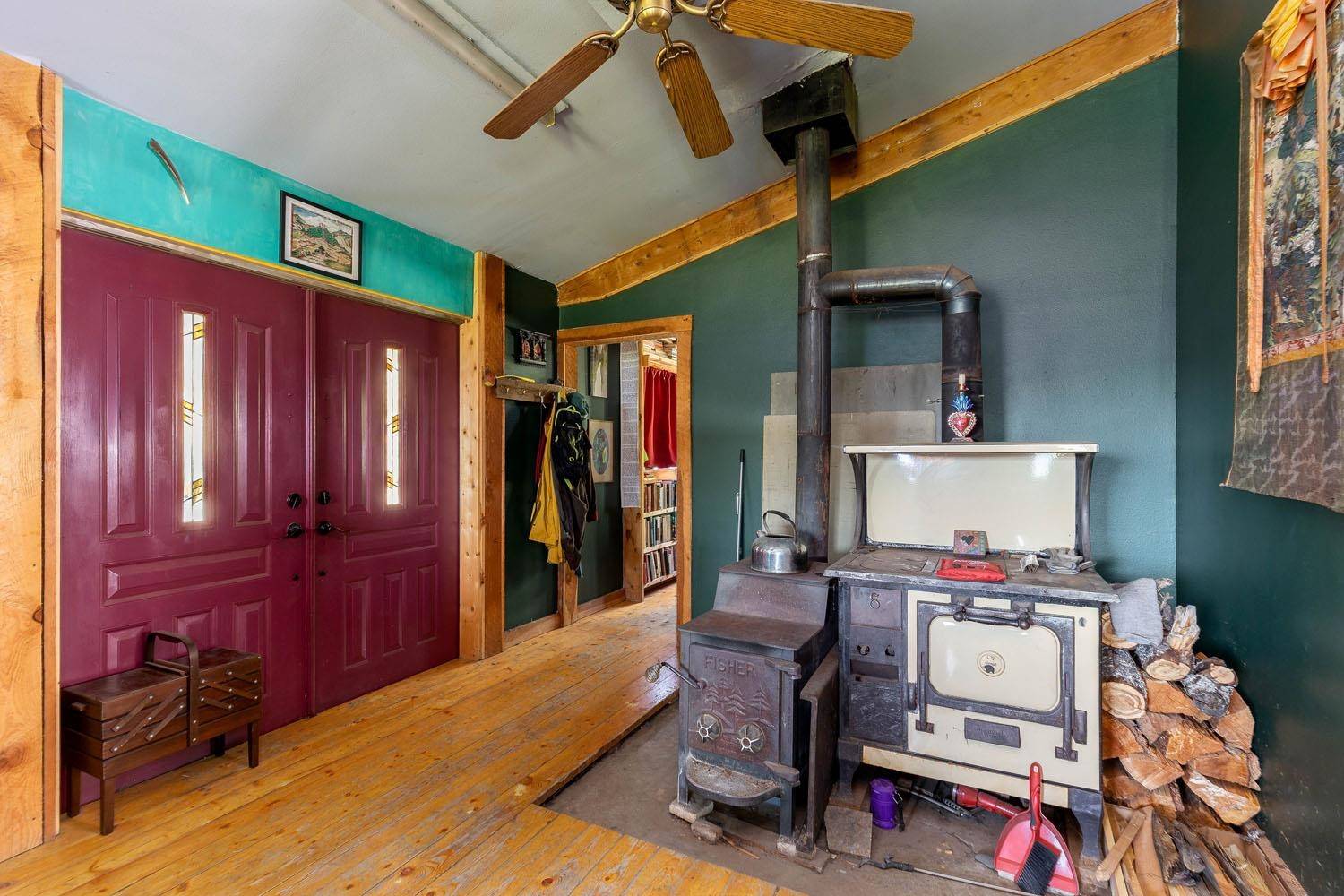 253 White Mountain Rd, Curlew, WA 99118