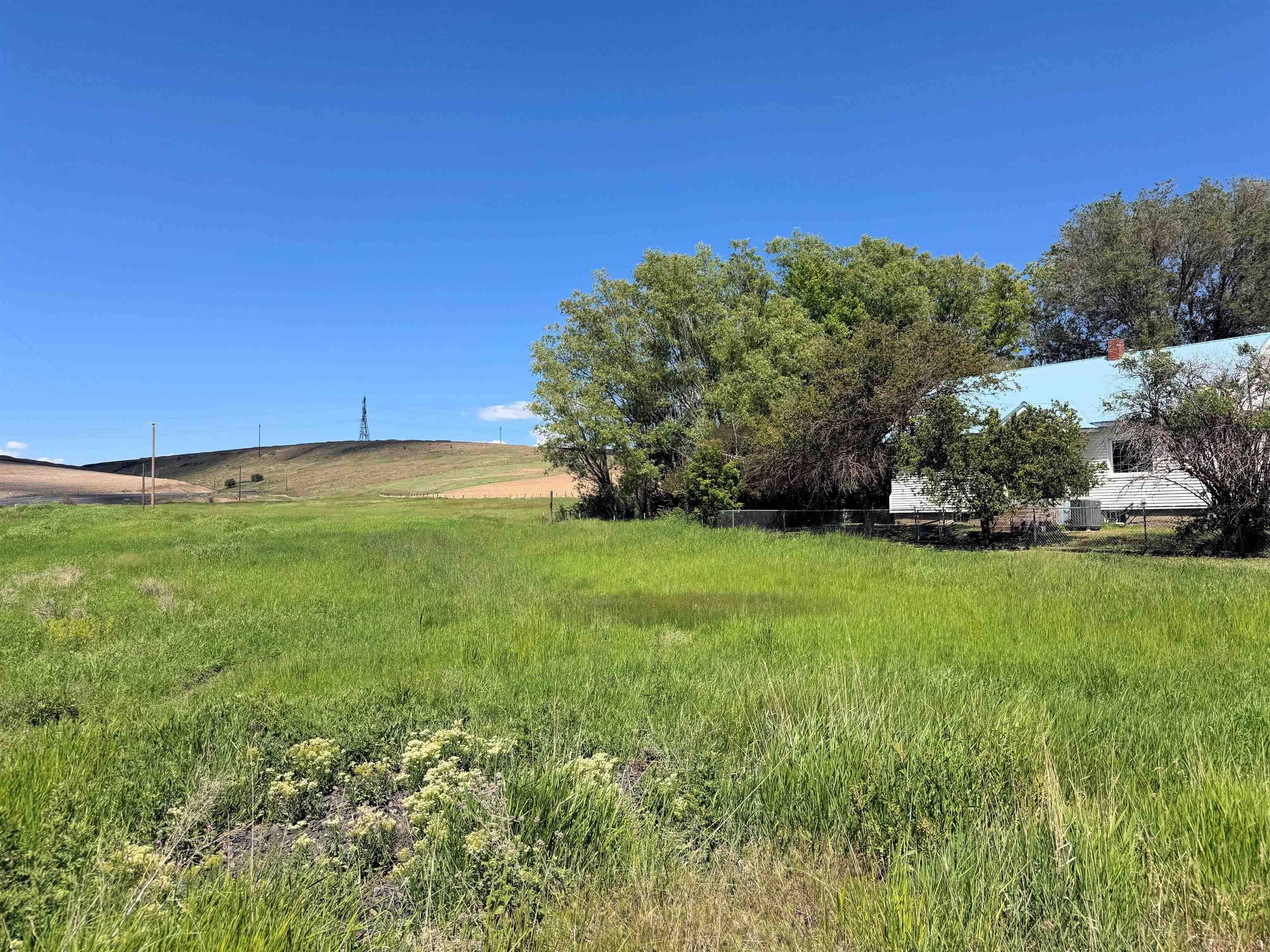 39500 N SR 21 Hwy, Wilbur, WA 99185