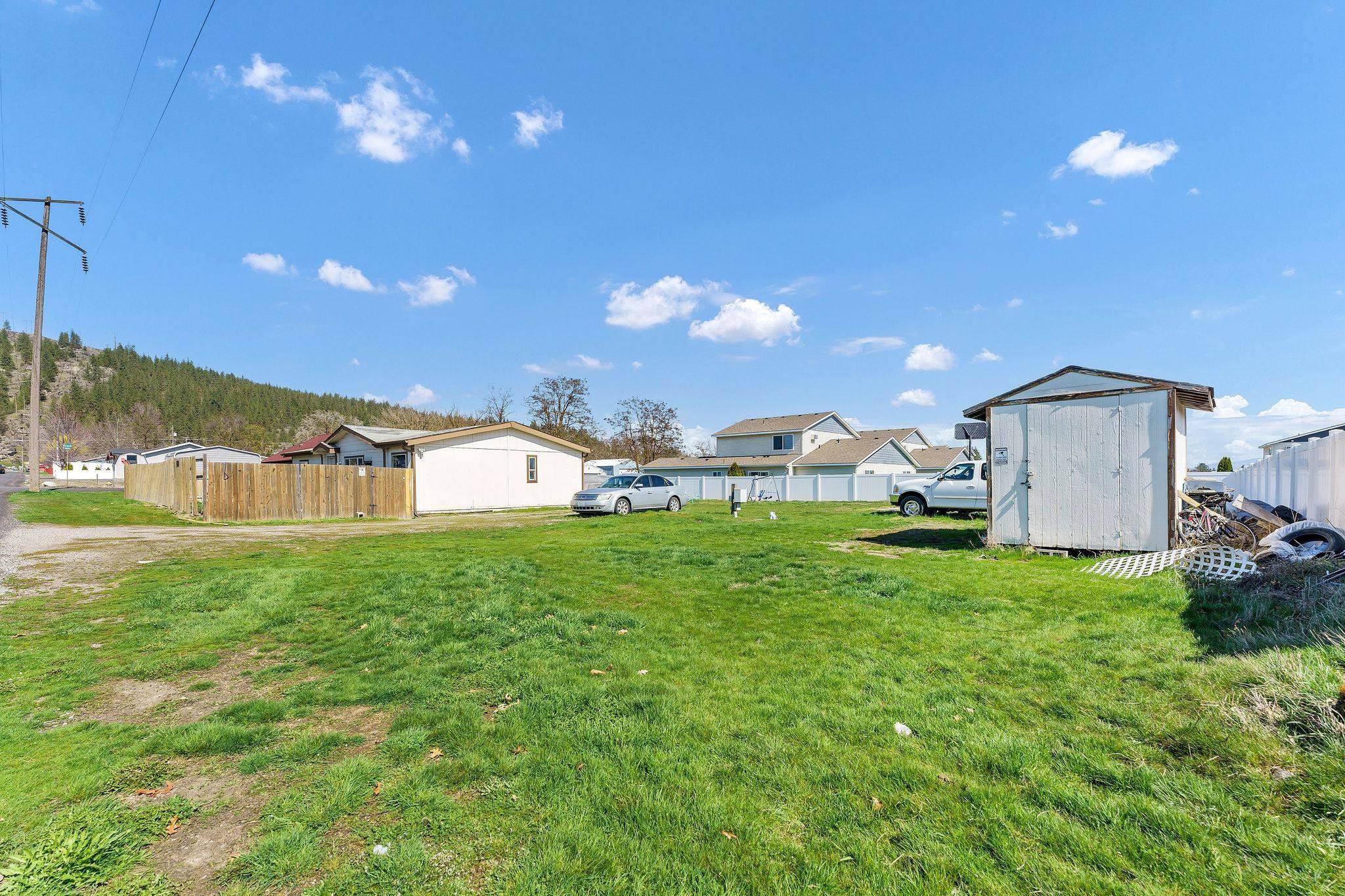 5108 E Grace Ave, Spokane, WA 99217
