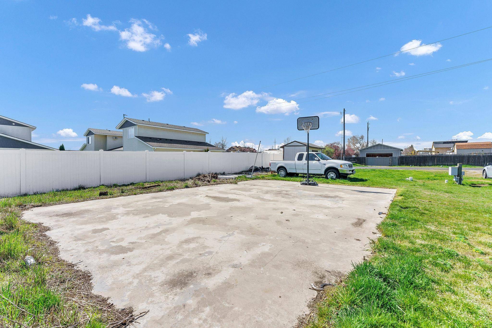 5108 E Grace Ave, Spokane, WA 99217