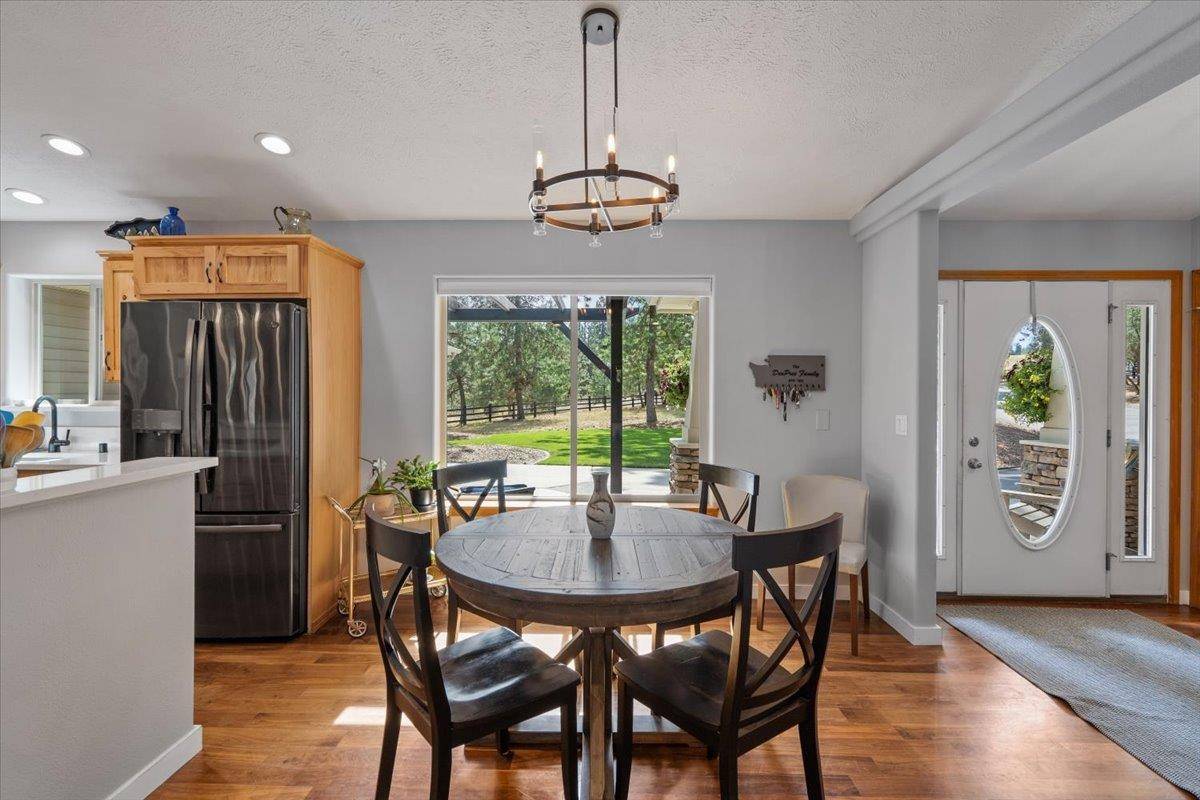 6910 N HARVARD Rd, Newman Lake, WA 99025
