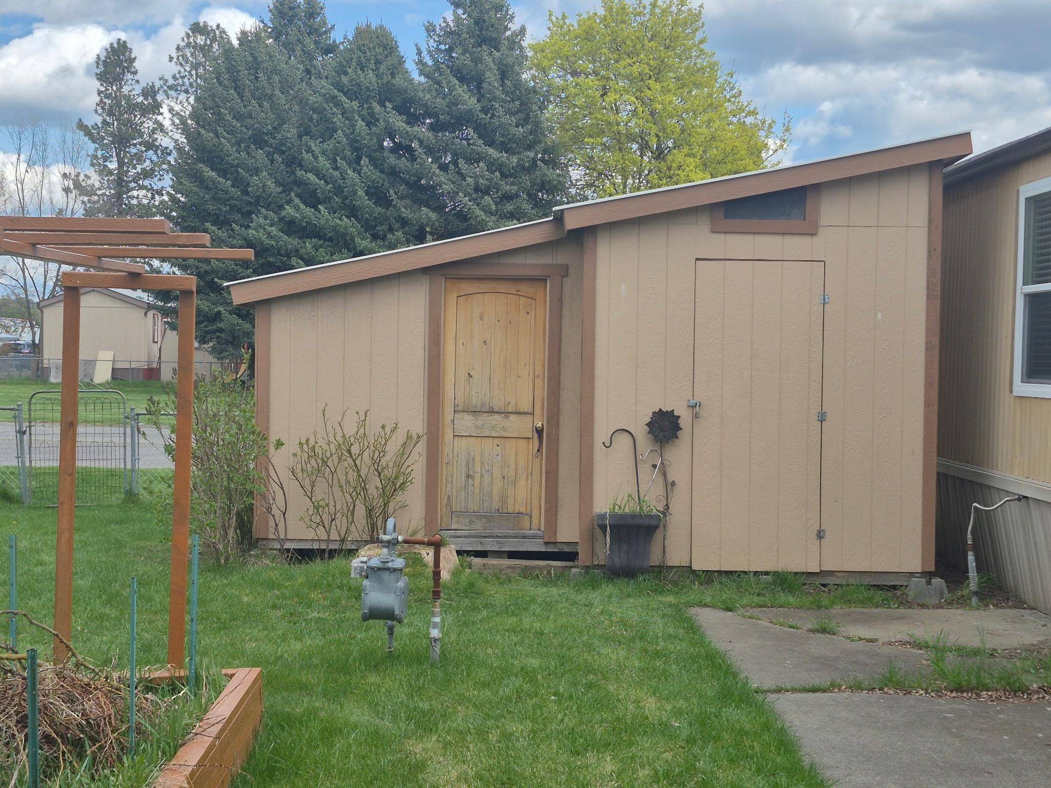 3925 E Farwell Rd ##10, Mead, WA 99021