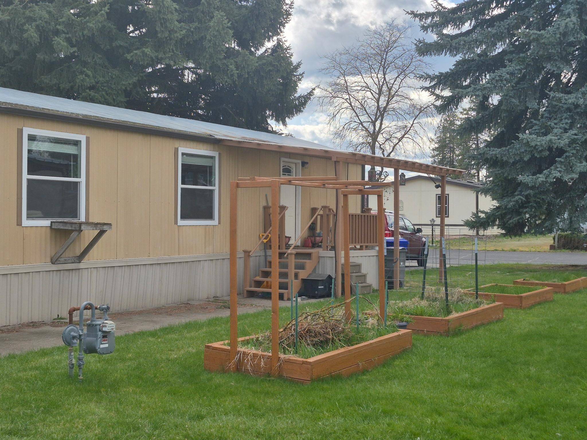 3925 E Farwell Rd ##10, Mead, WA 99021