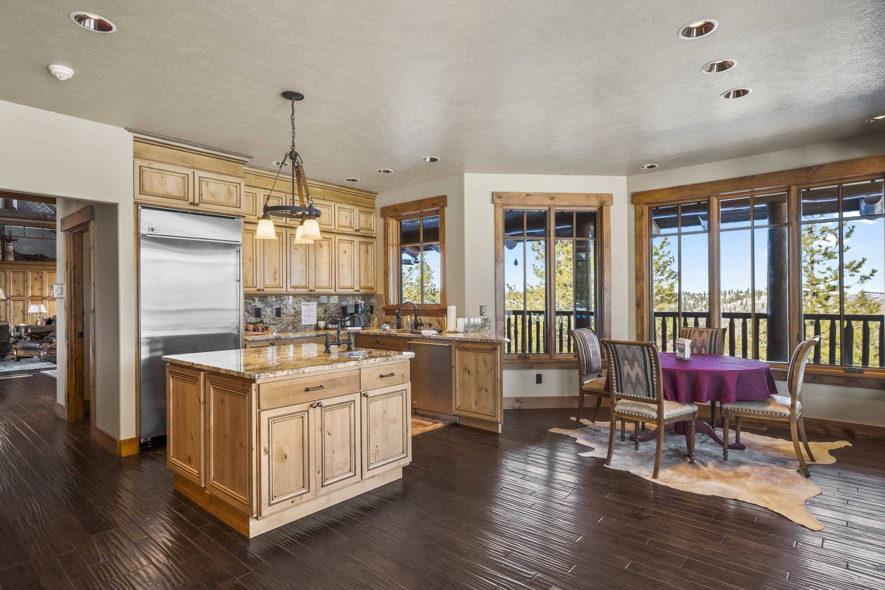 34820 Partridge Ln N Ln, Davenport, WA 99122