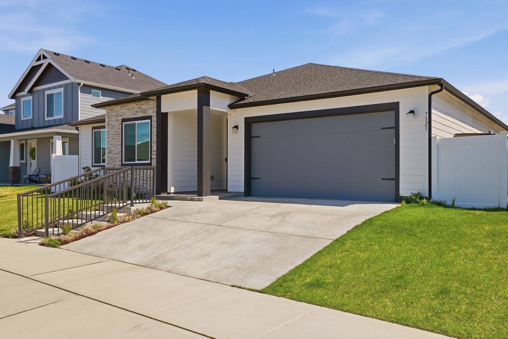 7121 S HEVER St, Cheney, WA 99004