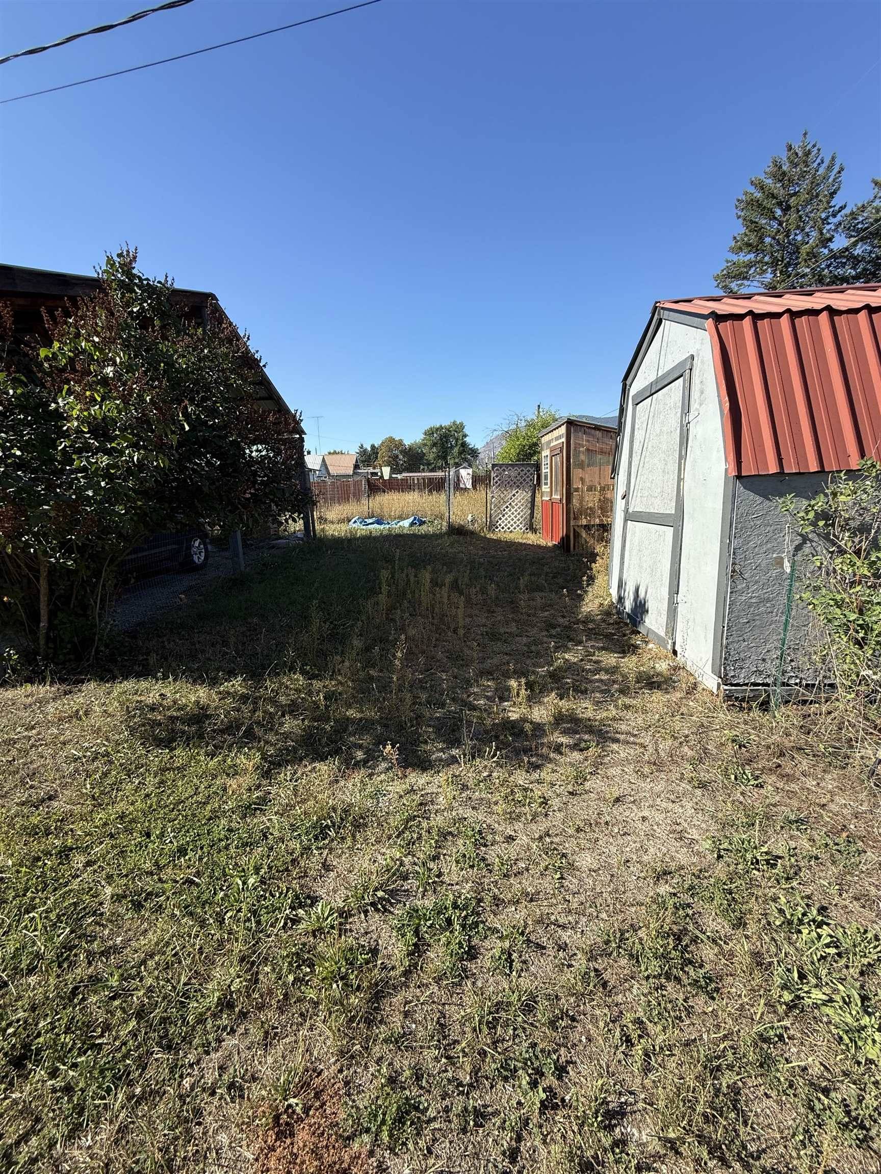 500 South Ave, Northport, WA 99157