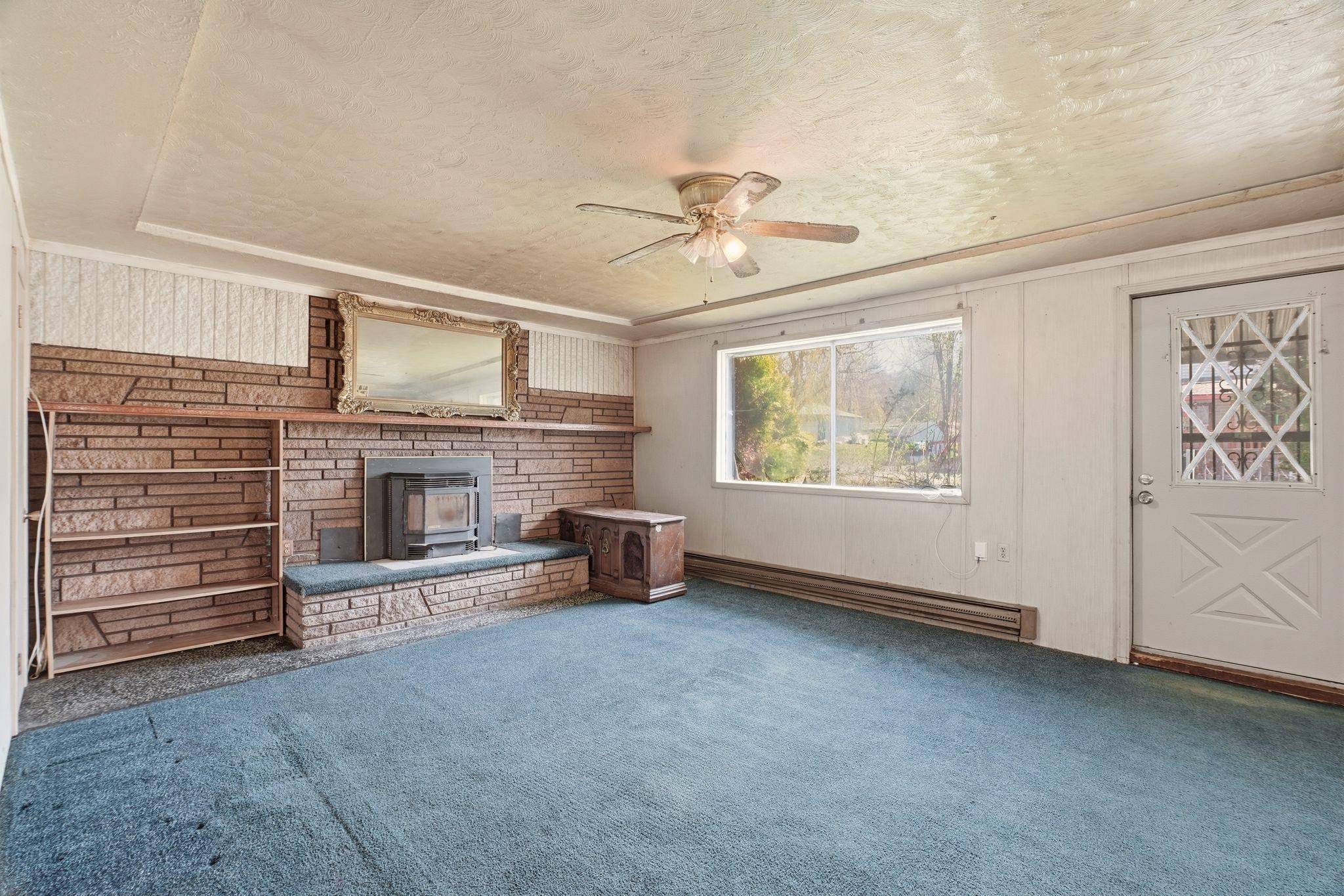 10212 S Electric Ave, Four Lakes, WA 99014