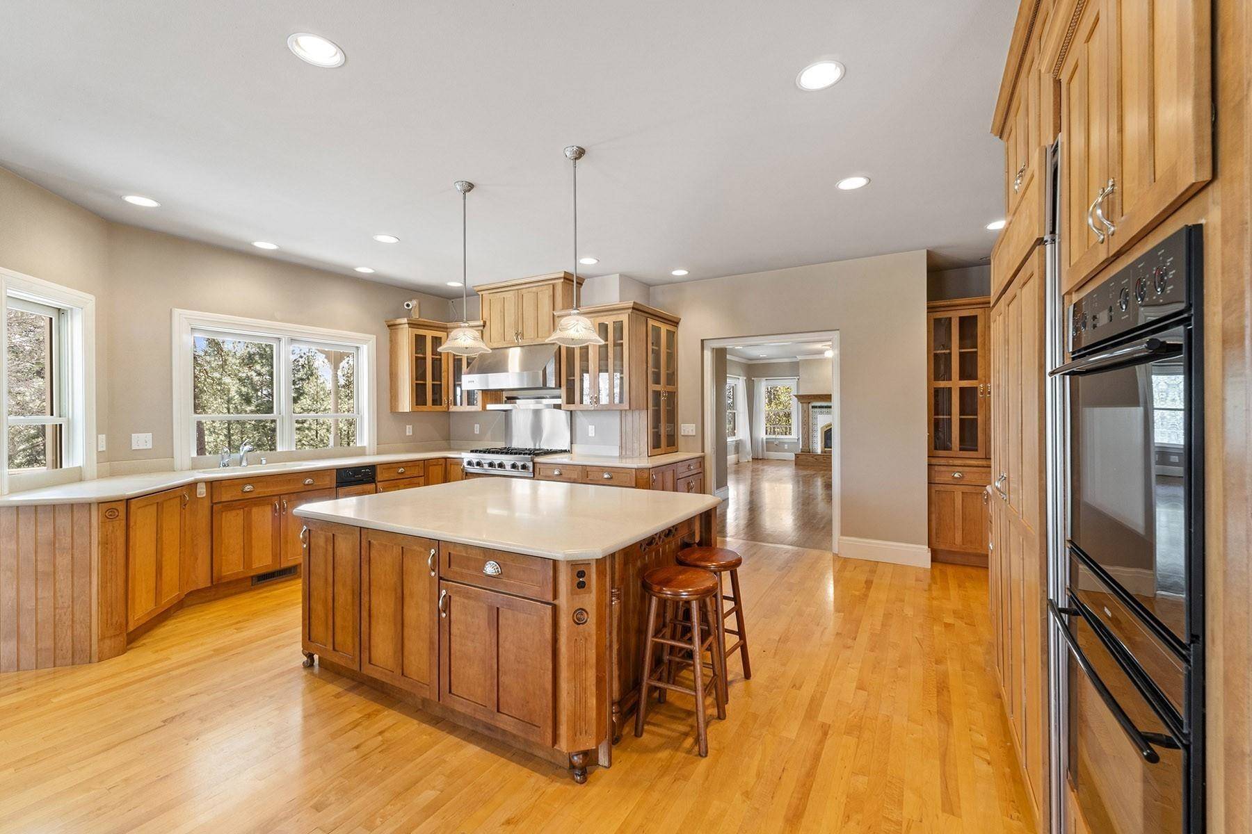 41114 N Madison Rd, Elk, WA 99009