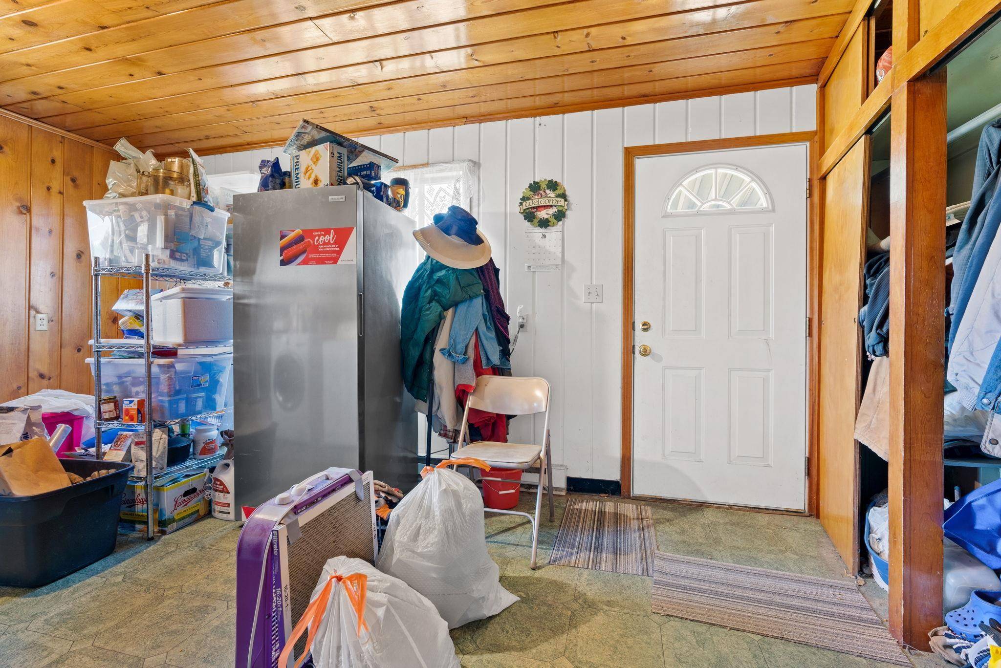 4616 S Highway 395, Clayton, WA 99110