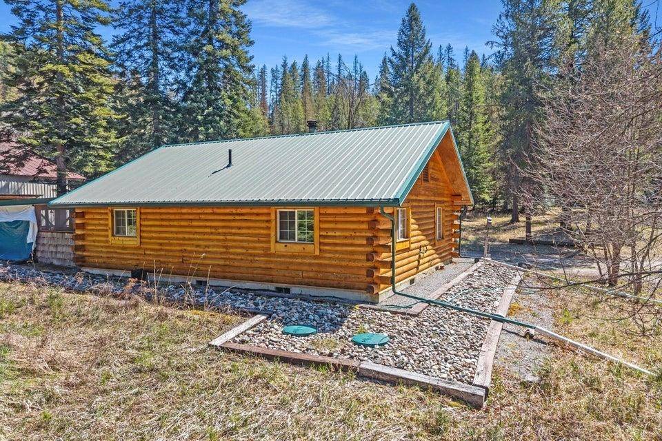 3086 Burnt Valley Rd, Chewelah, WA 99109