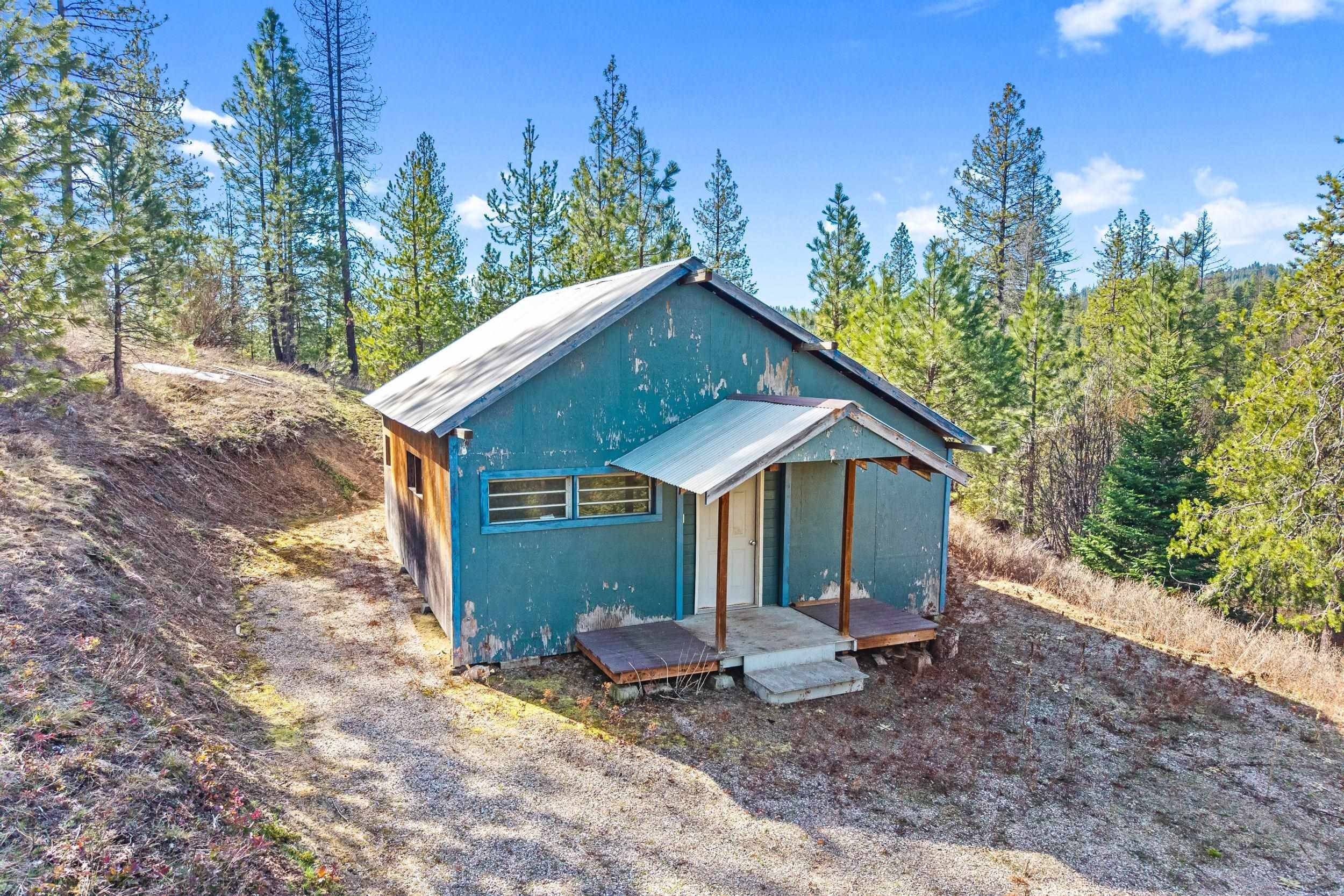 5324 Olinger Rd, Springdale, WA 99173